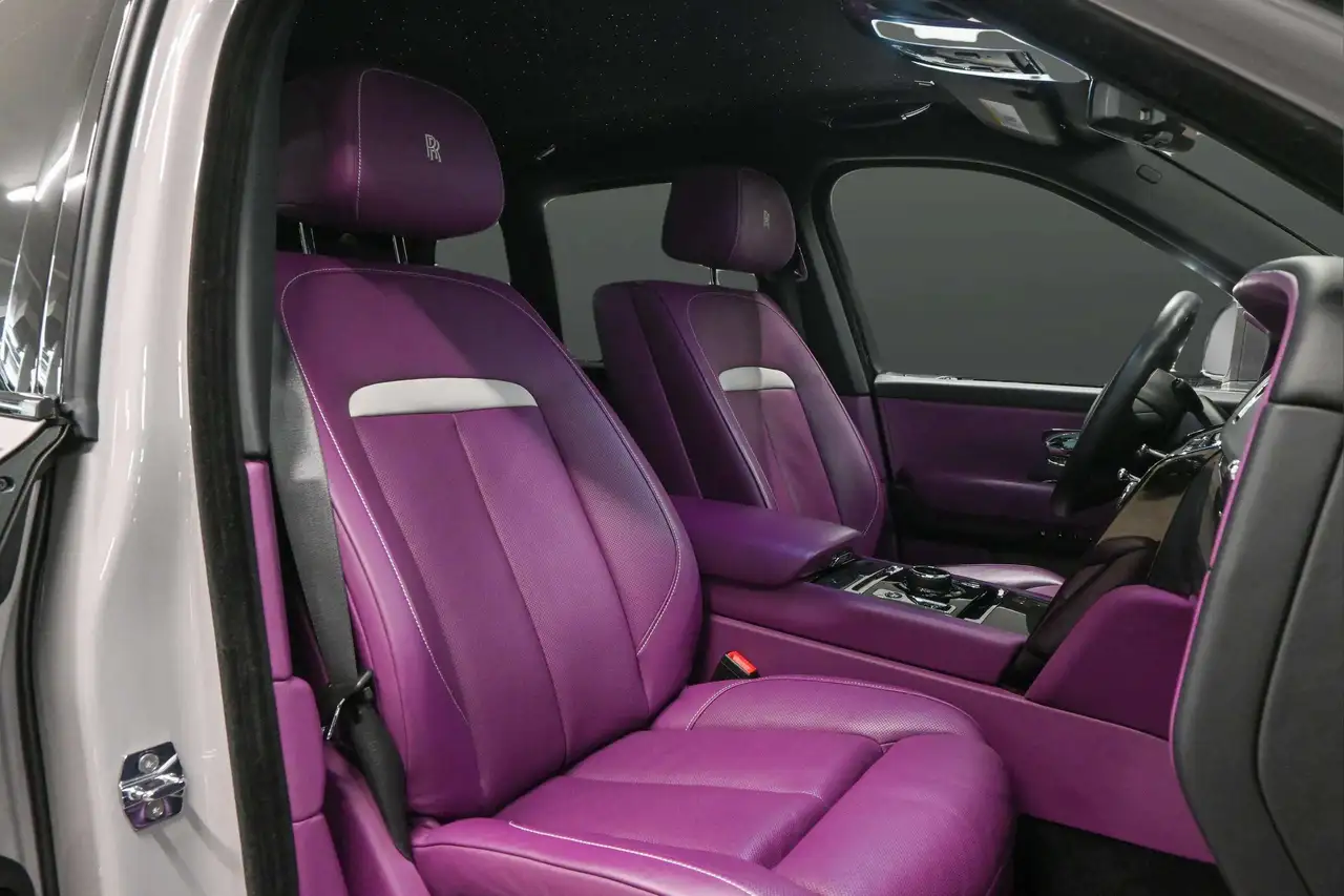 Rolls-Royce Cullinan снимка Rolls-Royce Cullinan