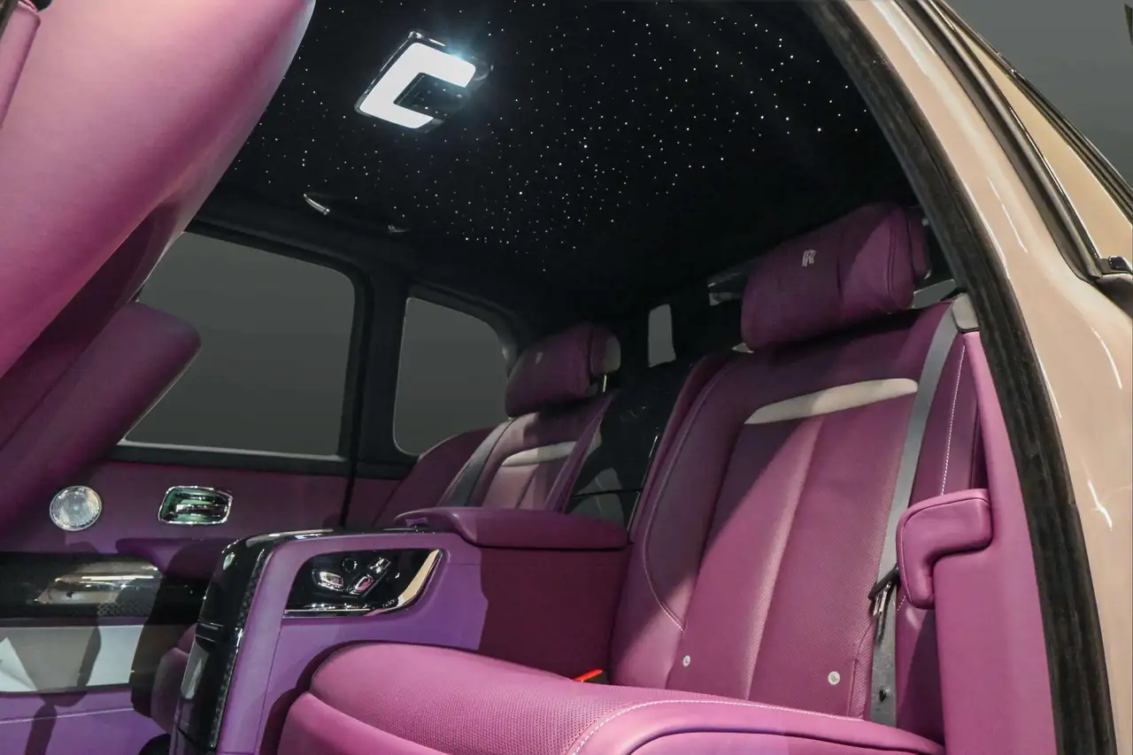 Rolls-Royce Cullinan снимка Rolls-Royce Cullinan