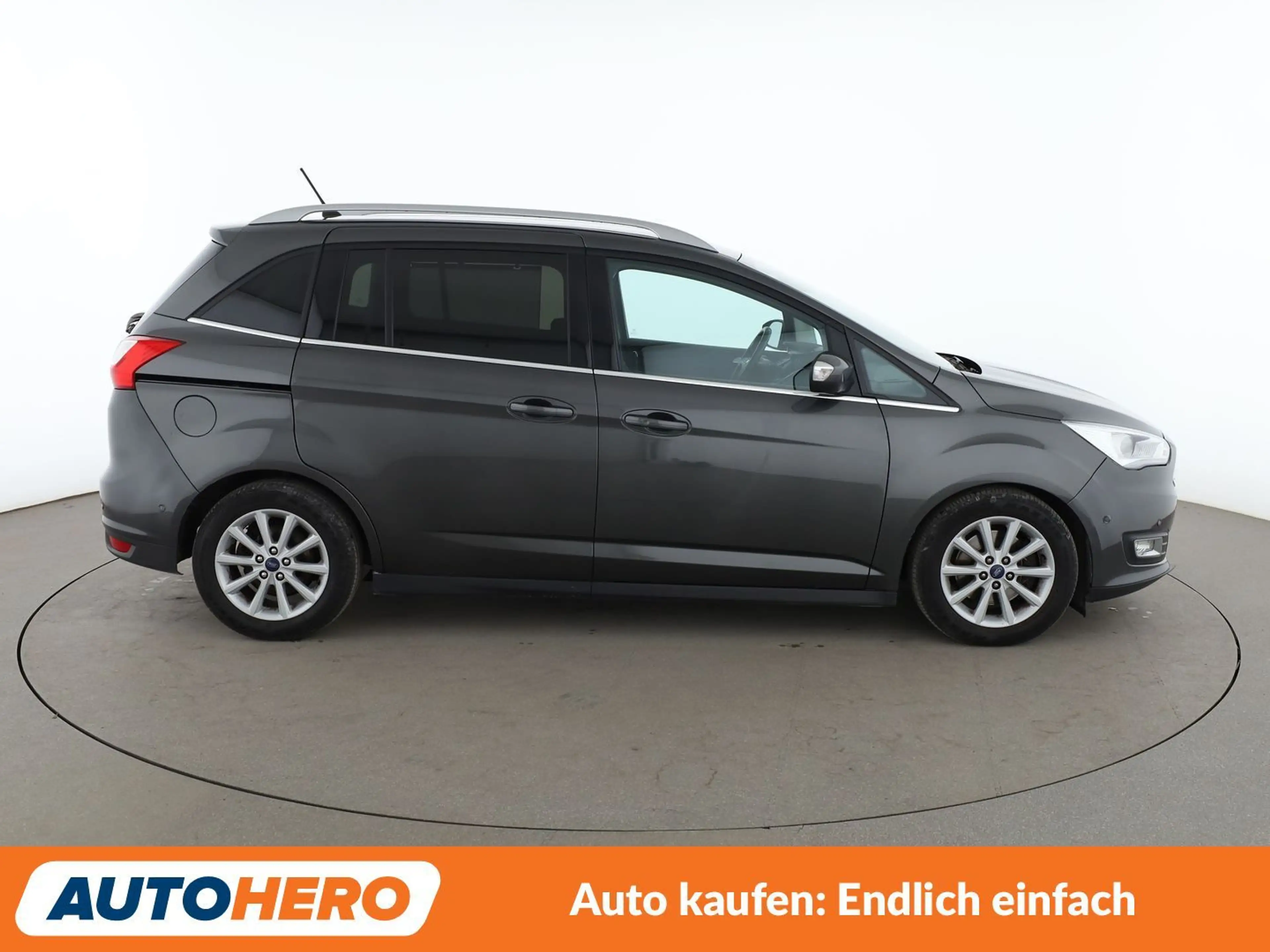 Ford Grand C-Max 1.5 TDCi Titanium — photo 7