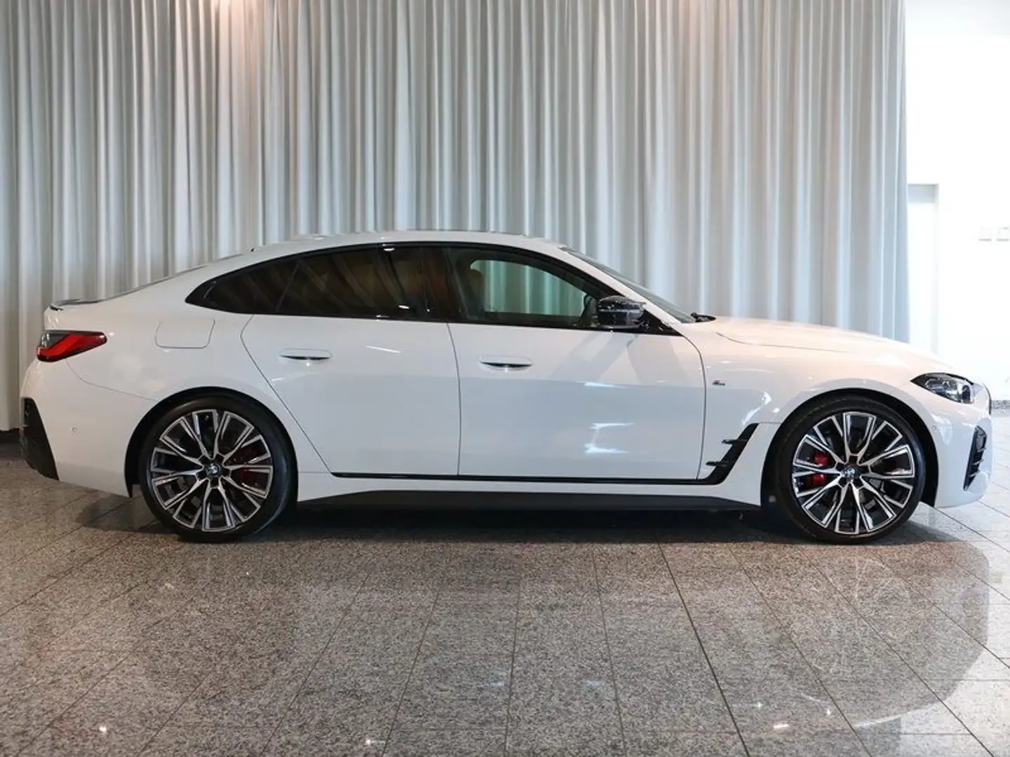 BMW 440 M440i xDrive Gran Coupe 20Zoll Laser 360° GSD Weiß - 2