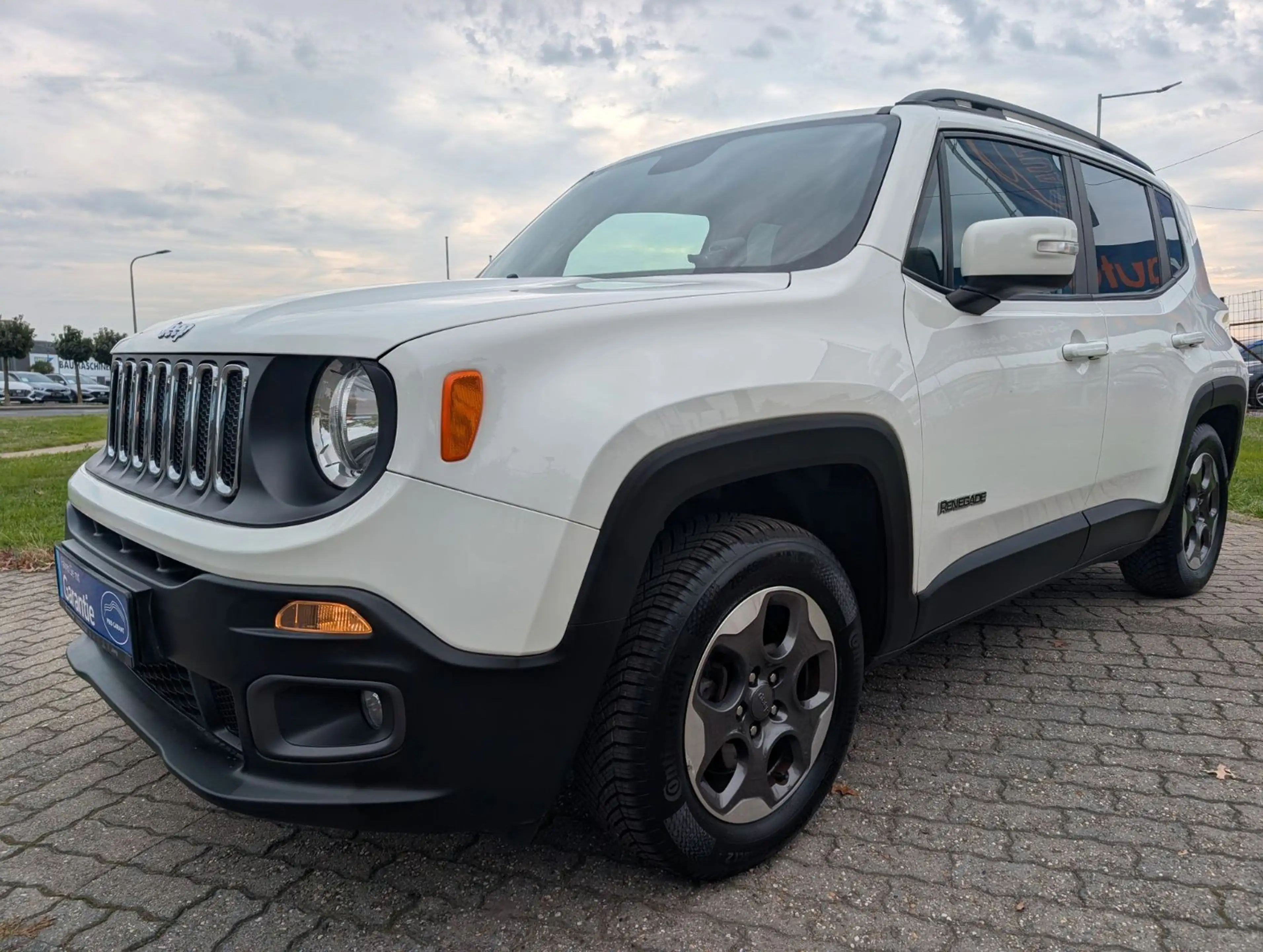 Jeep Renegade Longitude FWD*1-HAND*TEMPOMAT*PDC !! — photo 12