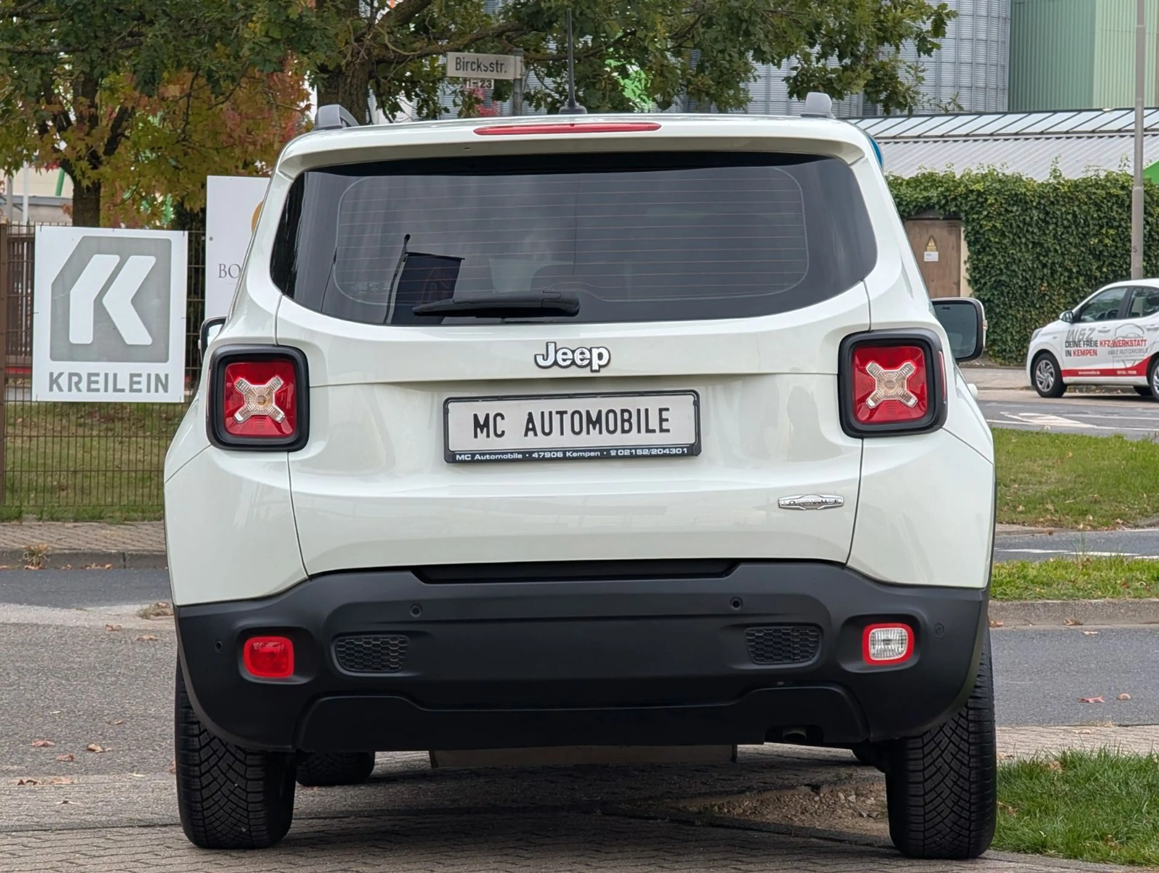 Jeep Renegade Longitude FWD*1-HAND*TEMPOMAT*PDC !! — photo 9