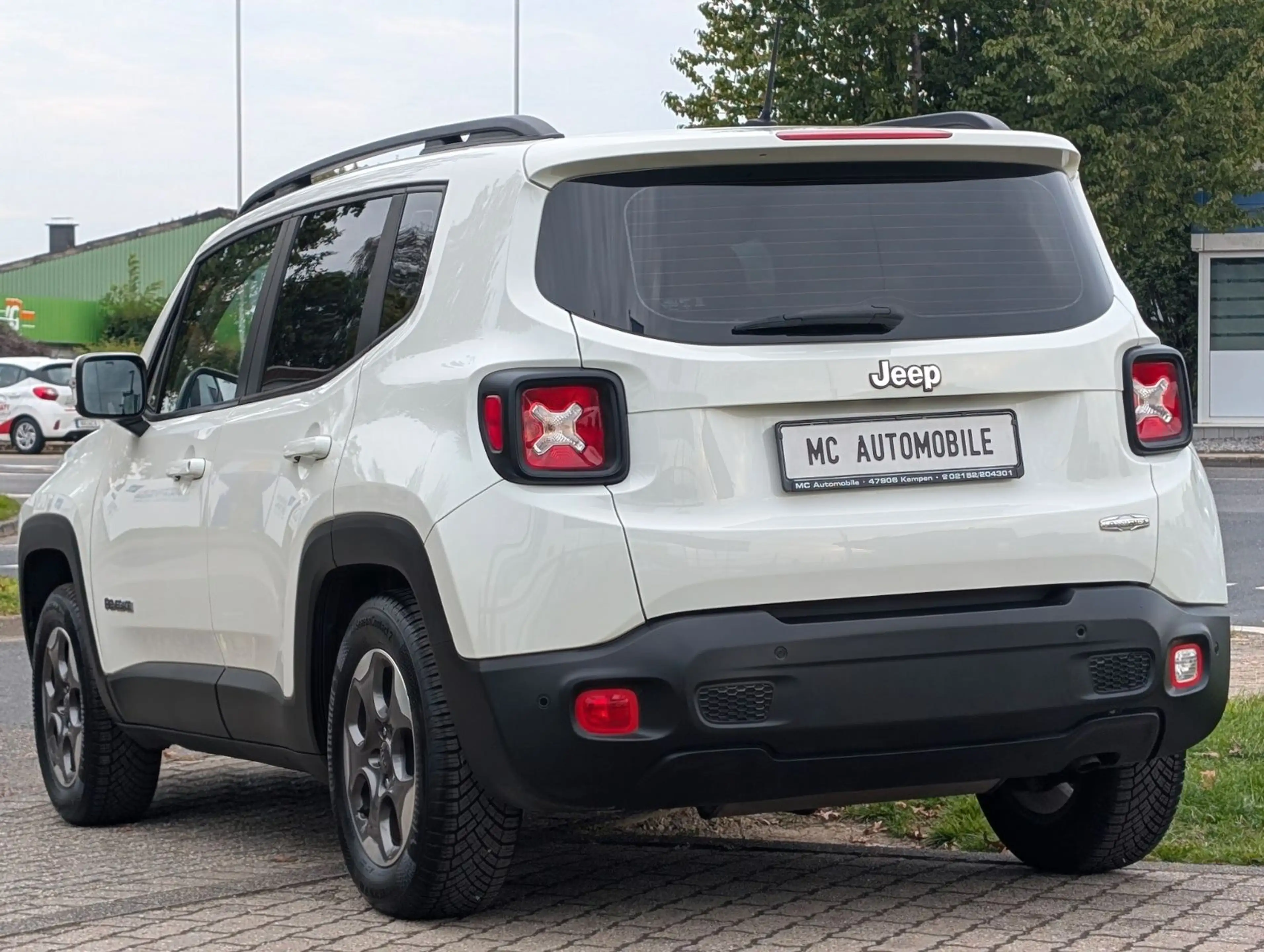 Jeep Renegade Longitude FWD*1-HAND*TEMPOMAT*PDC !! — photo 3