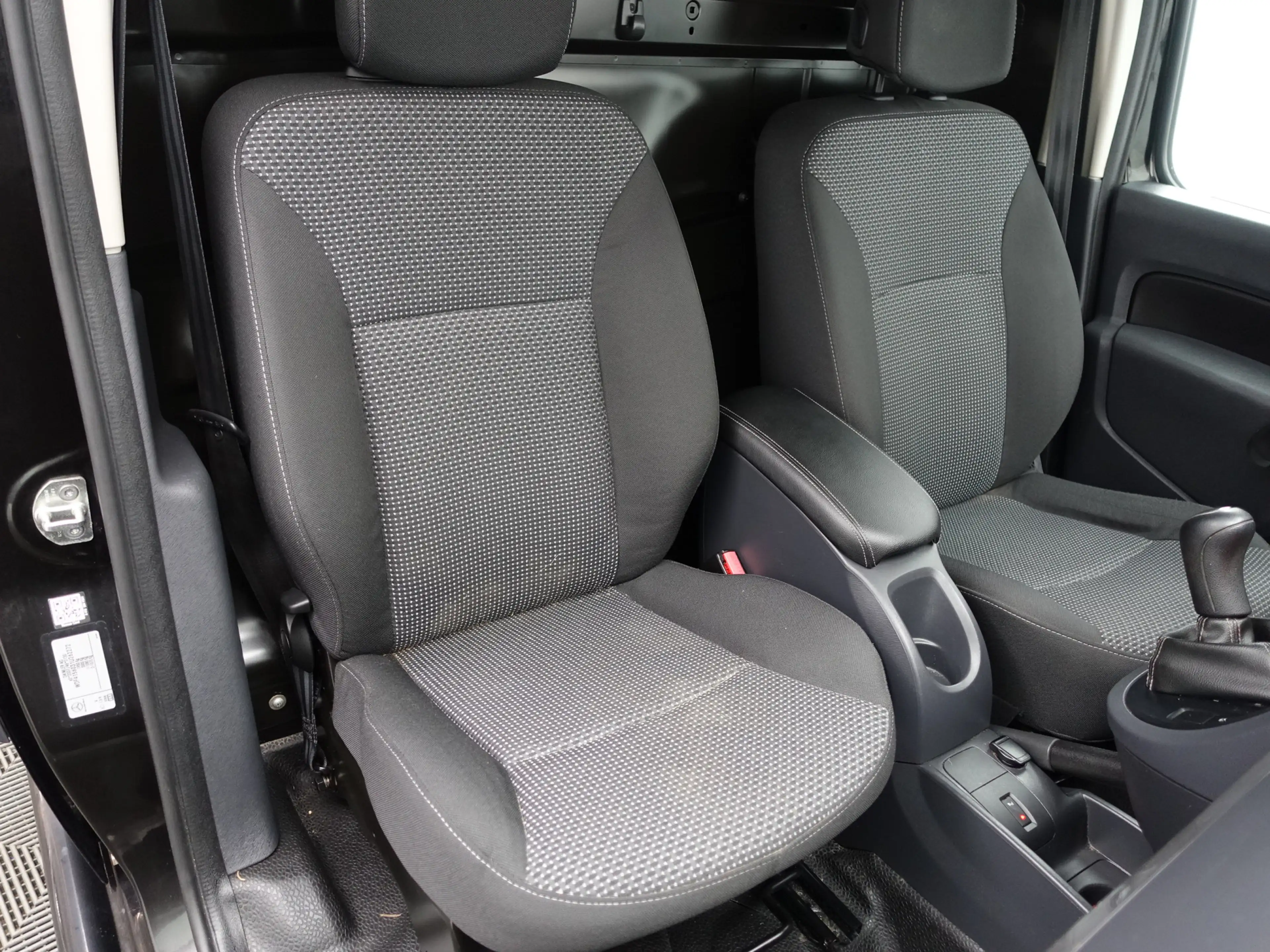 Mercedes-Benz Citan 109 CDI BlueEFFICIENCY Ambition- Navigatie, Sideba — photo 3
