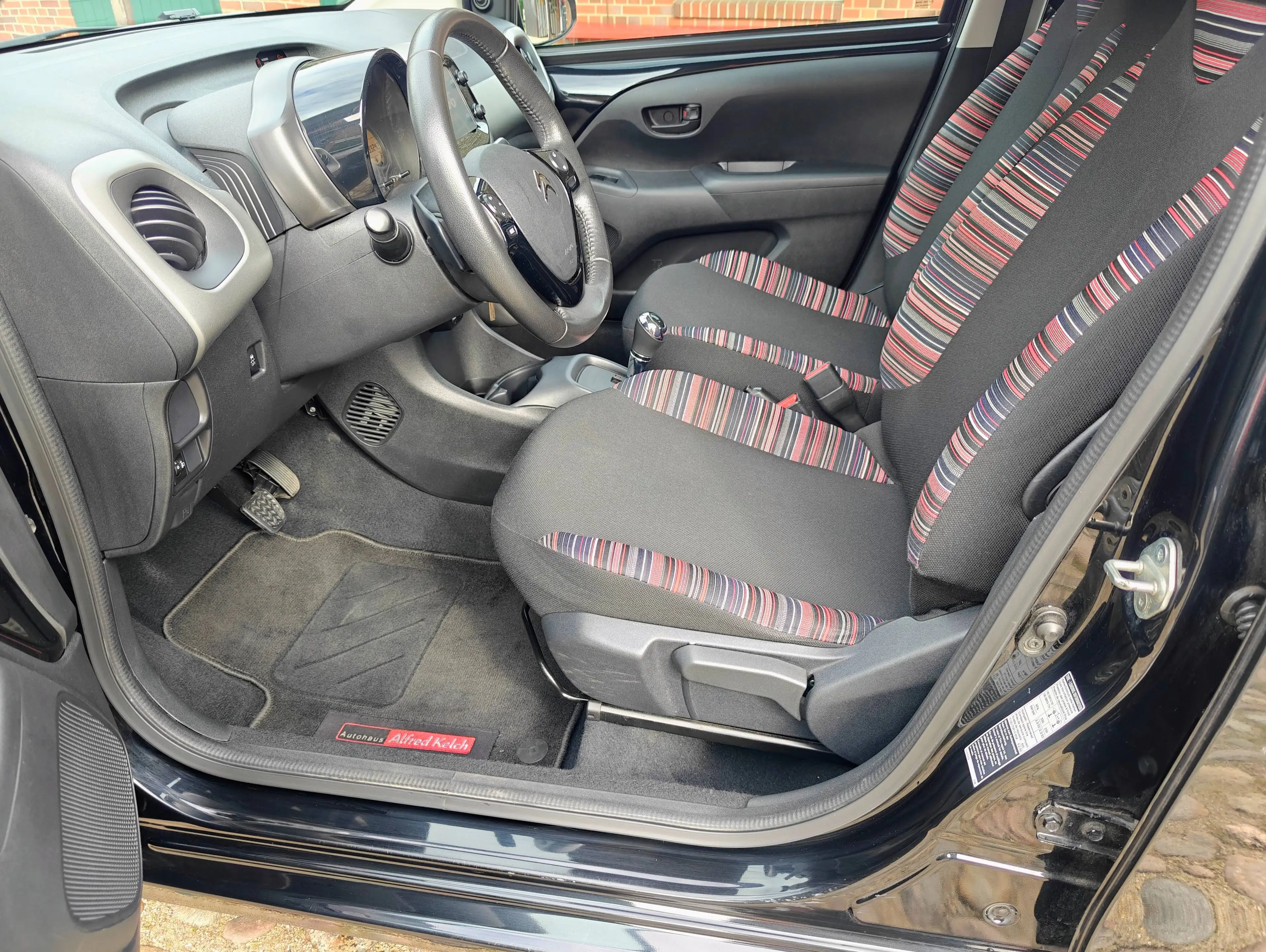 Citroen C1 Feel 1,0 Automatik — photo 8