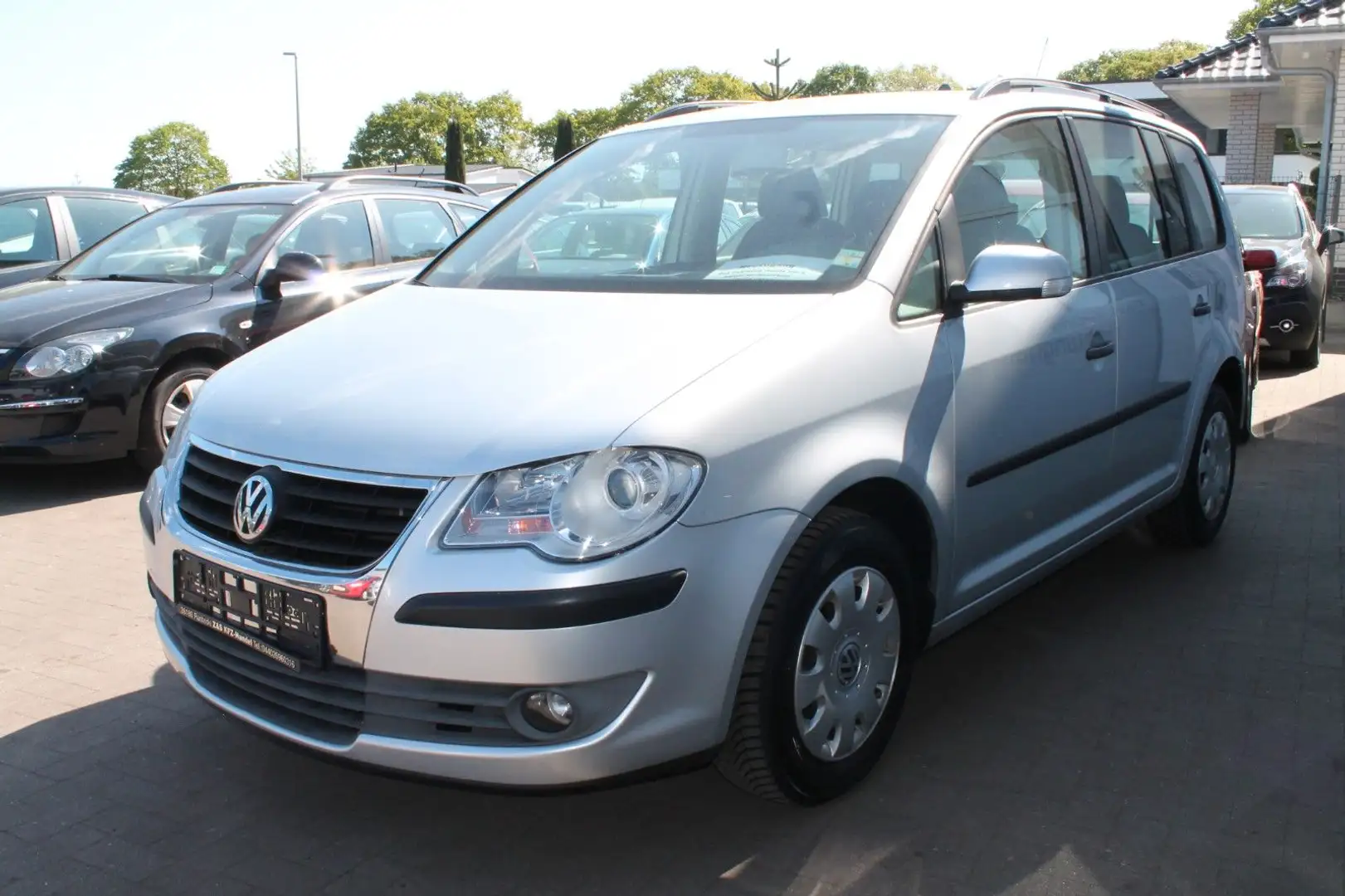Volkswagen Touran Conceptline *TÜV-NEU*1-Hand* Silber - 2
