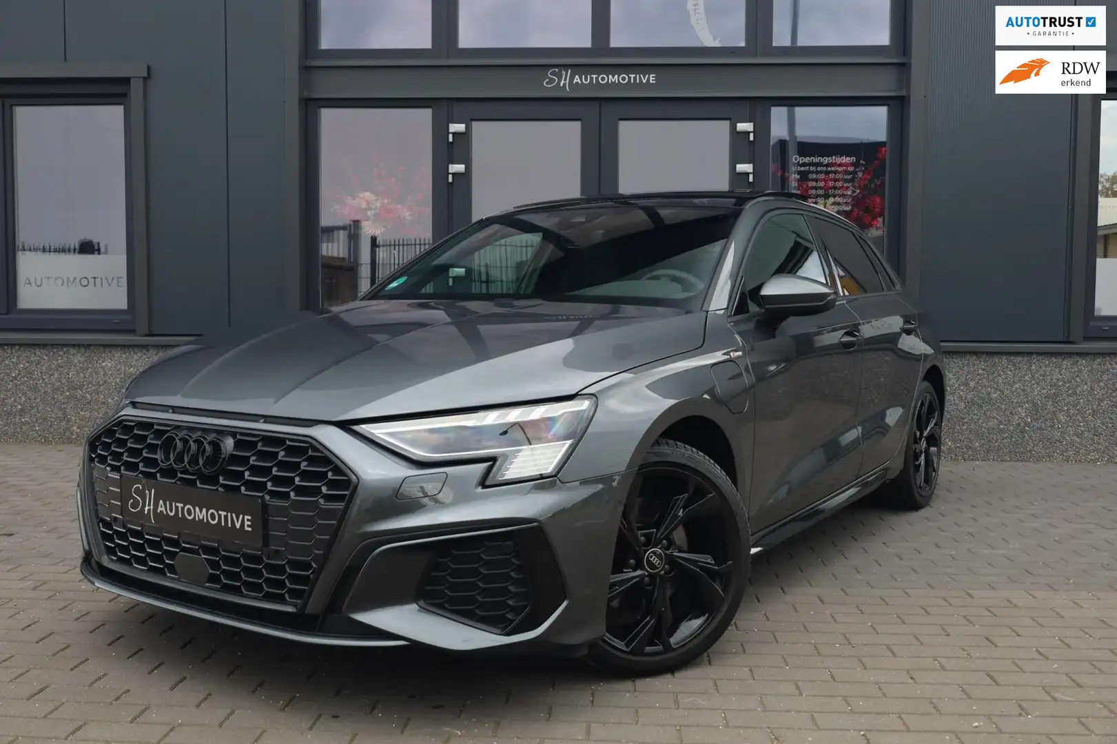 Audi A3 Sportback 40 TFSI E / PANO / MATRIX / CAMERA / BLA Gris - 1