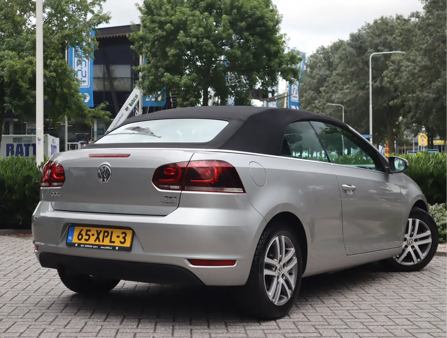 Volkswagen Golf Cabriolet 1.2 TSI BlueMotion / NL Auto Gris - 2