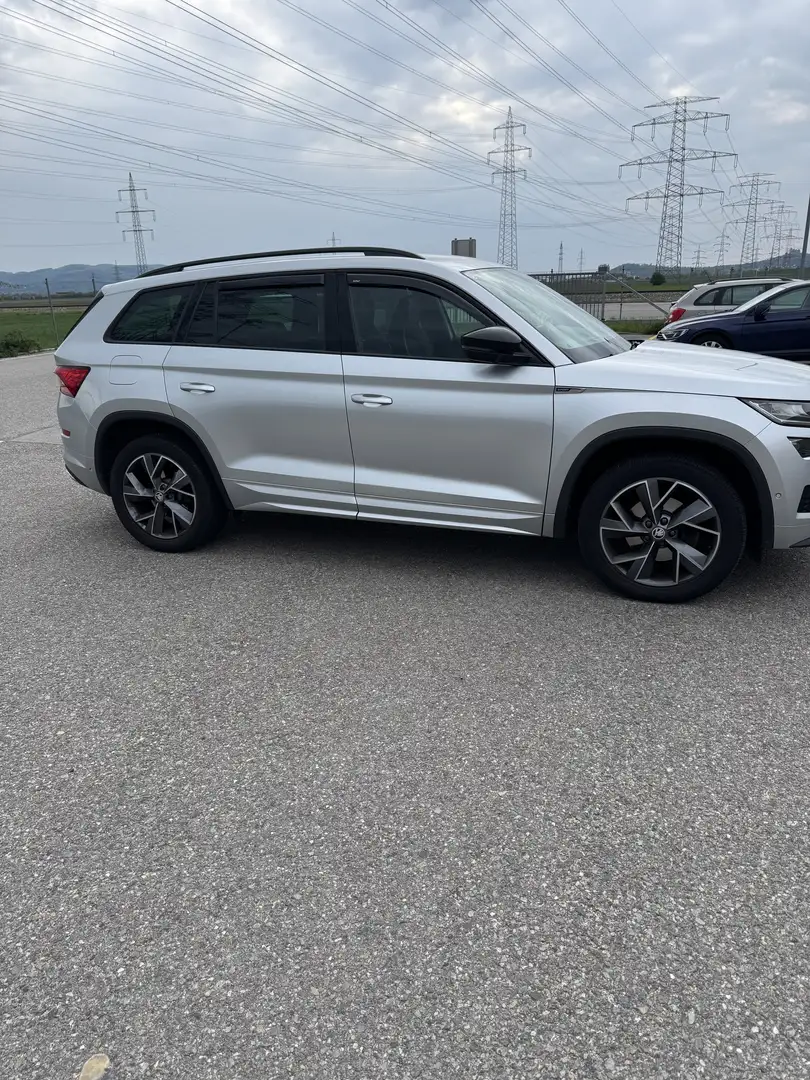 Skoda Kodiaq 2,0 TDI SCR Sportline DSG Silber - 1