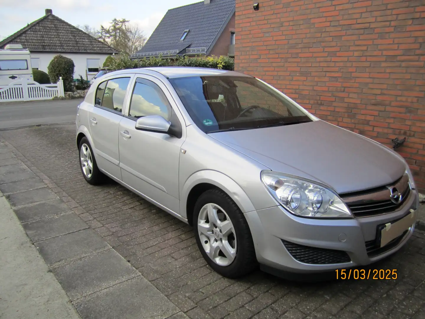 Opel Astra Astra+1.4+Edition Silber - 2