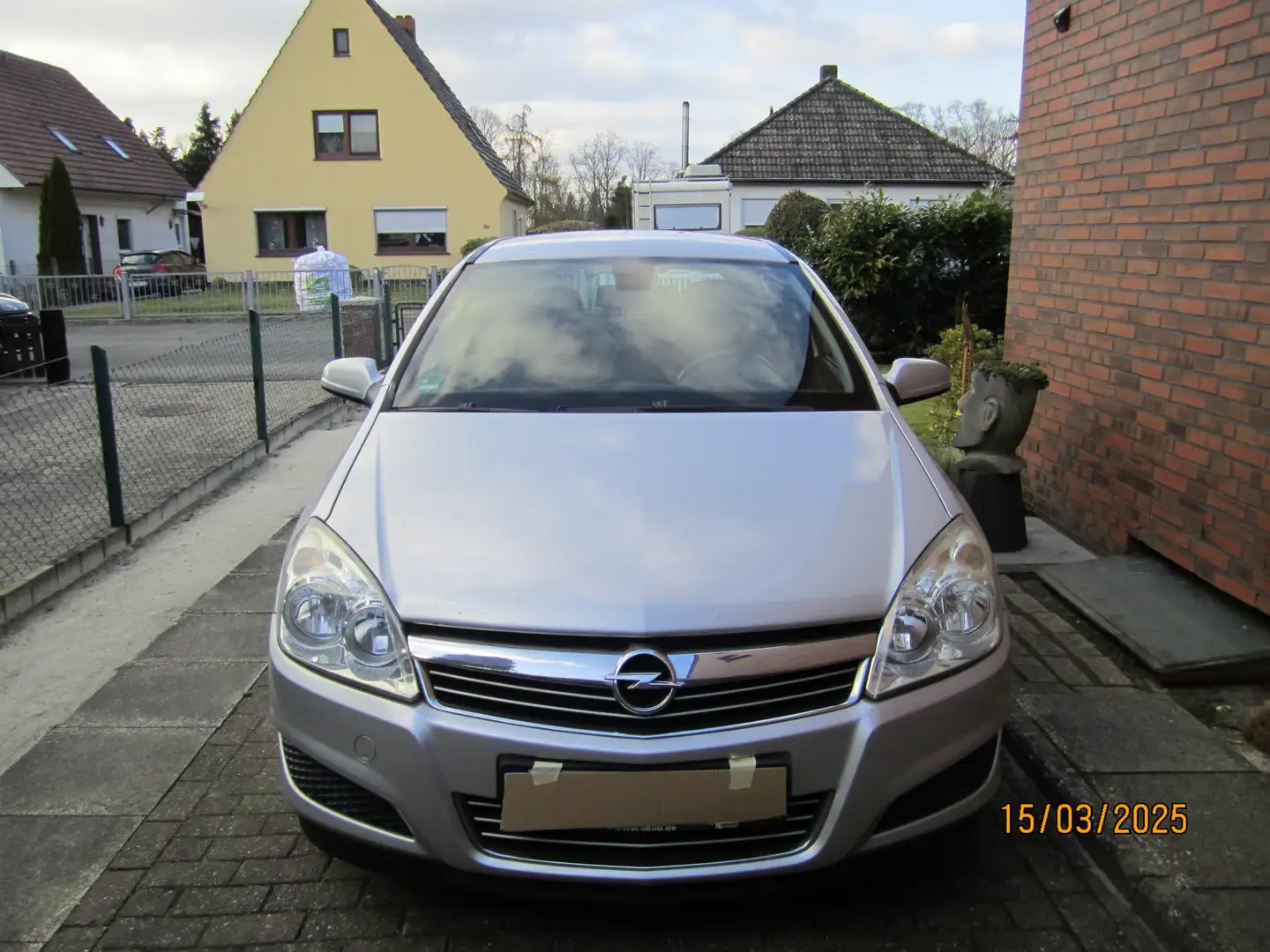 Opel Astra Astra+1.4+Edition Silber - 1