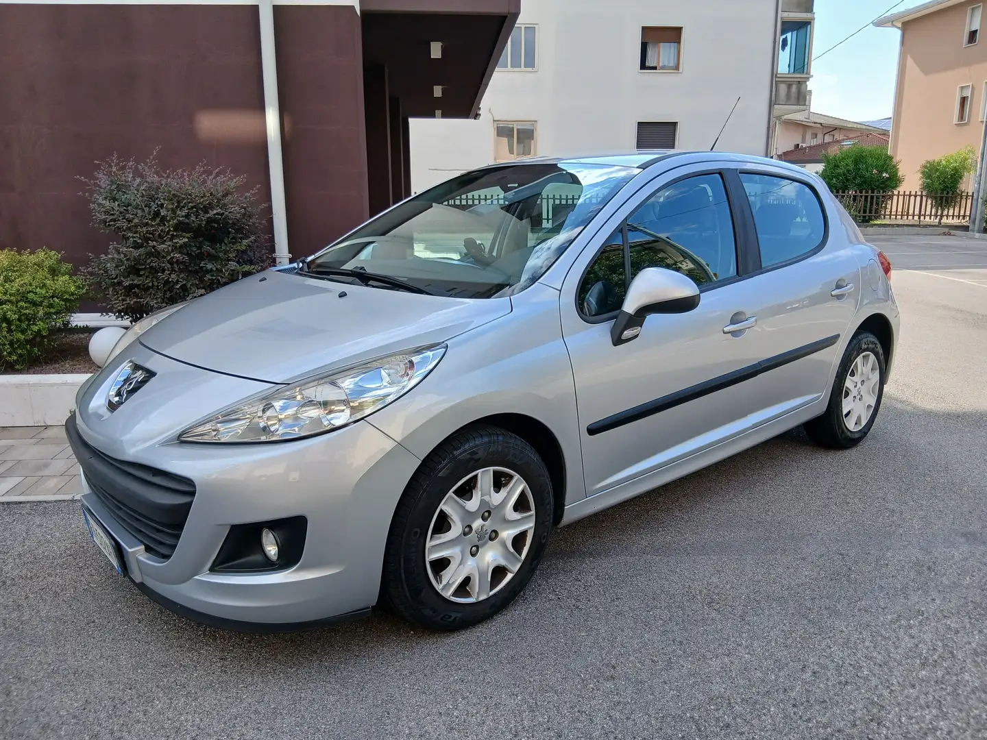 Peugeot 207 1.4 hdi 8v Access 70cv iN ARRIVO Argento - 2