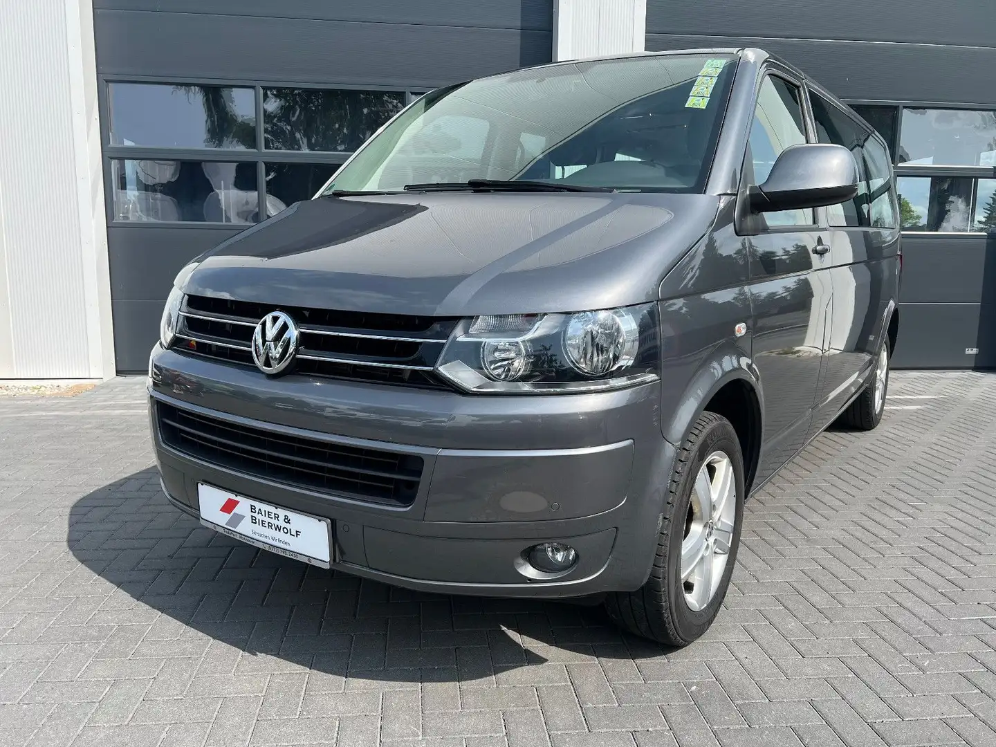 Volkswagen T5 Caravelle Comfortline lang 140PS Klima PDC AH Gris - 2