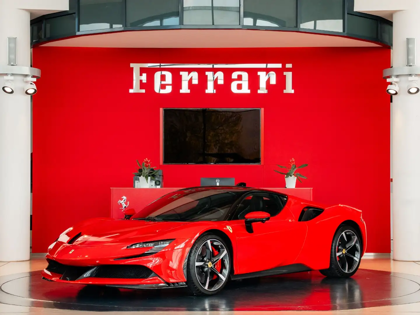 Ferrari SF90 Stradale RacingSitze*LIFT*Carbon*Surr. View* Rot - 2