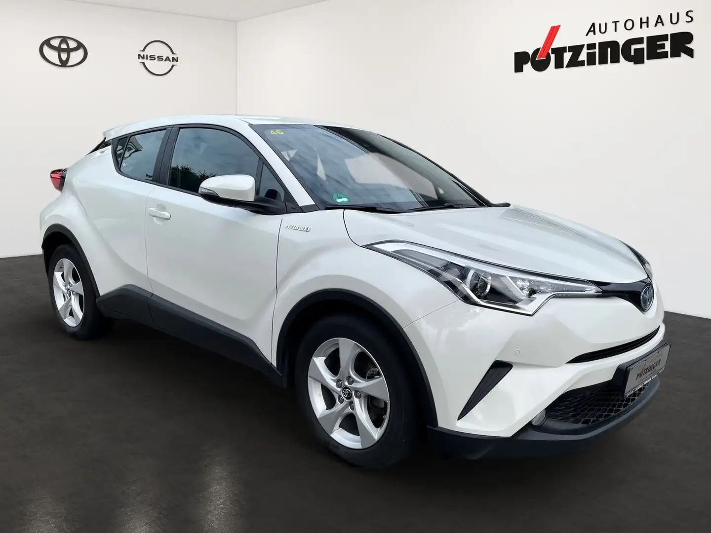 Toyota C-HR 1.8 Hybrid Flow,PDC,Kamera,Bi-LED,DAB Weiß - 2