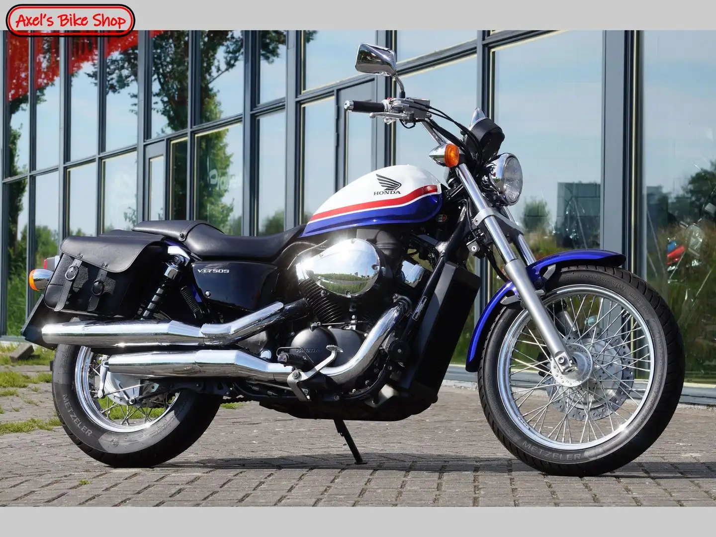 Honda VT 750 S SHADOW Blanc - 1