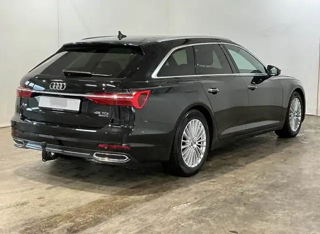 Audi A6 view 8