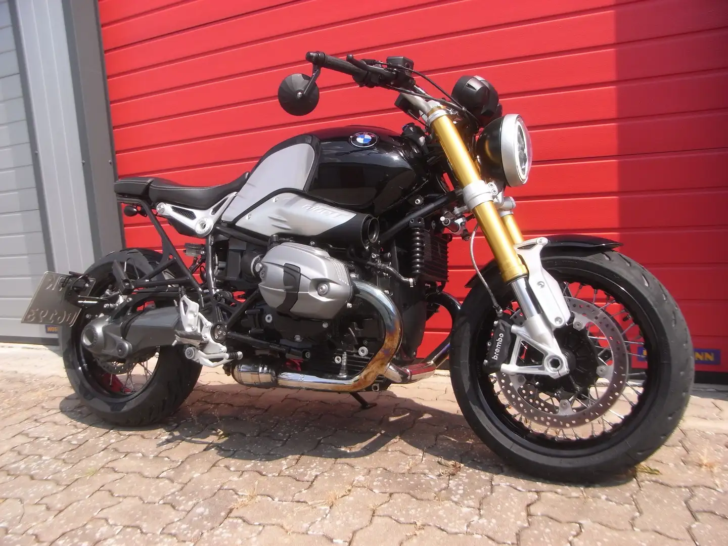 BMW R nineT -- Navi -Neue Reifen+Service - Top Umbau !!! Negro - 1