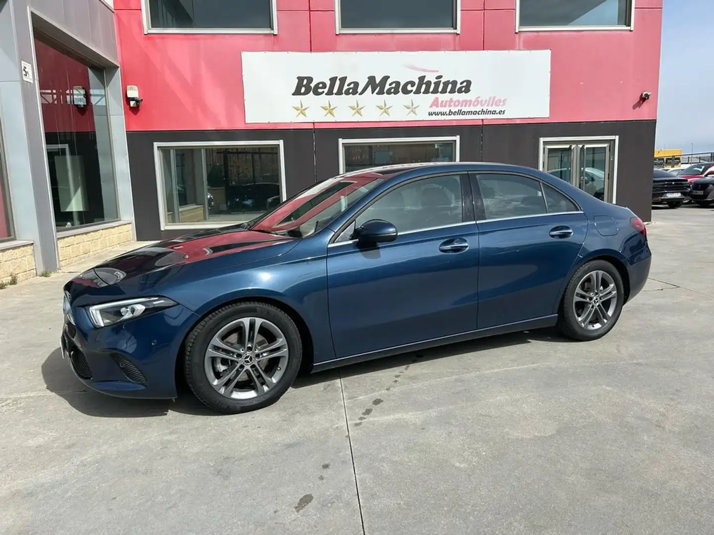 Mercedes-Benz A 180 180d Sedán 7G-DCT Azul - 2