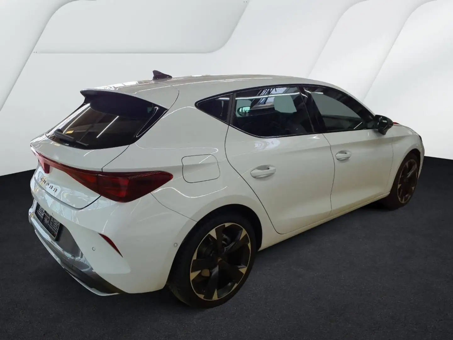 CUPRA Leon 1.5 eTSI SHZ KAMERA NAVI ACC FACEL. LED Blanc - 2
