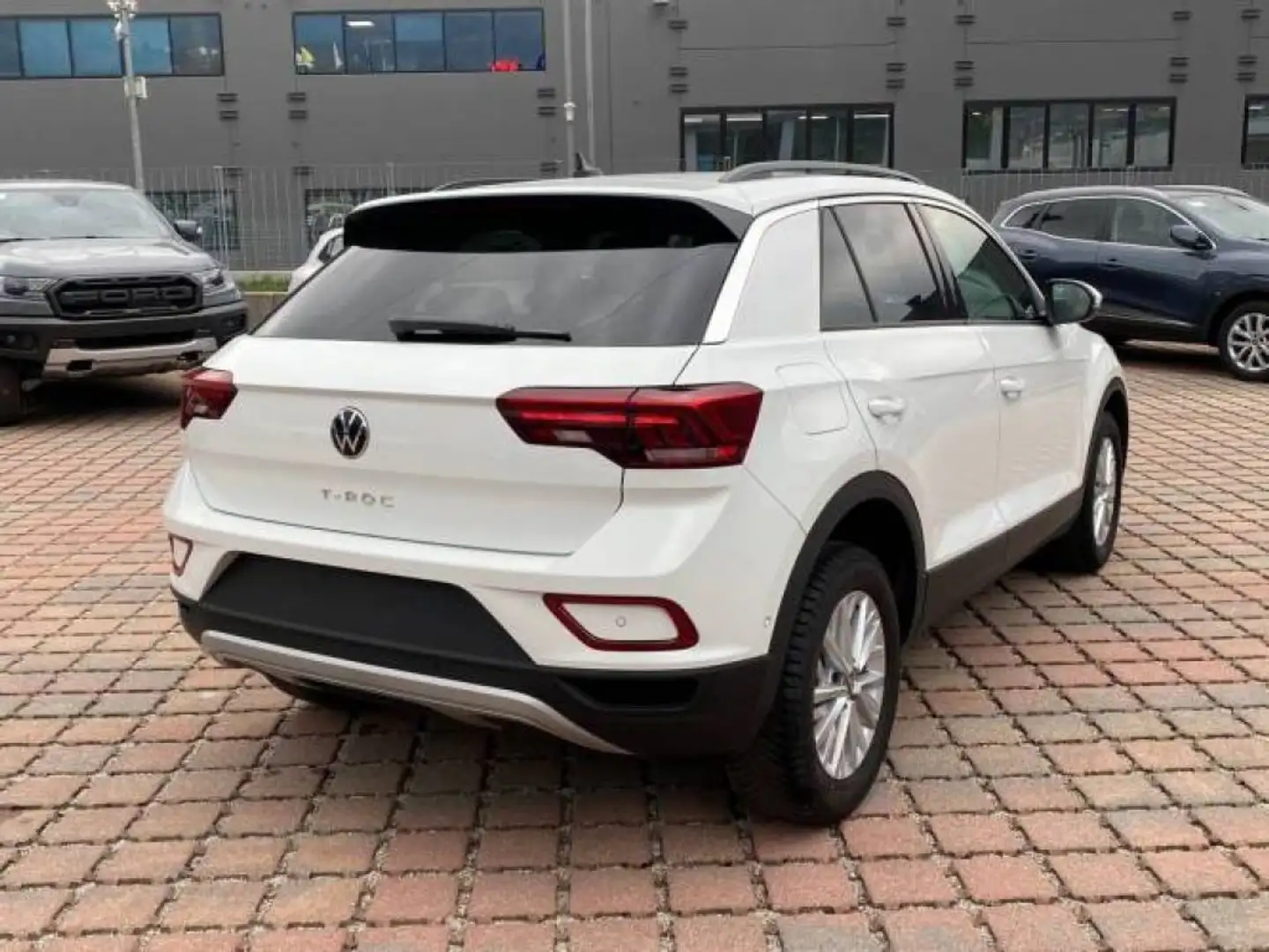 Volkswagen T-Roc 1.0 TSI Life Bianco - 2