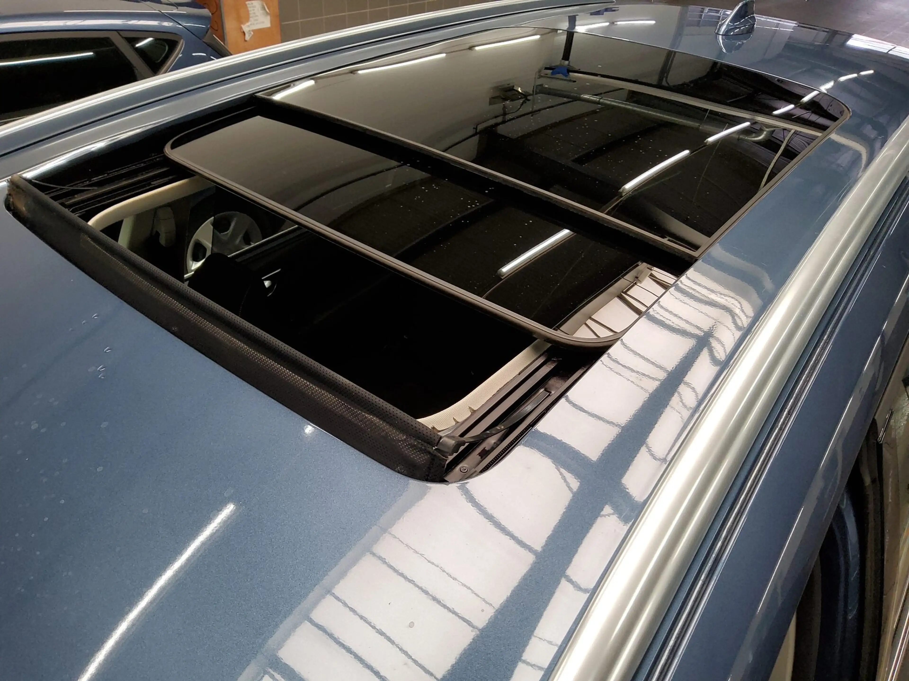 Ford Galaxy — photo 12