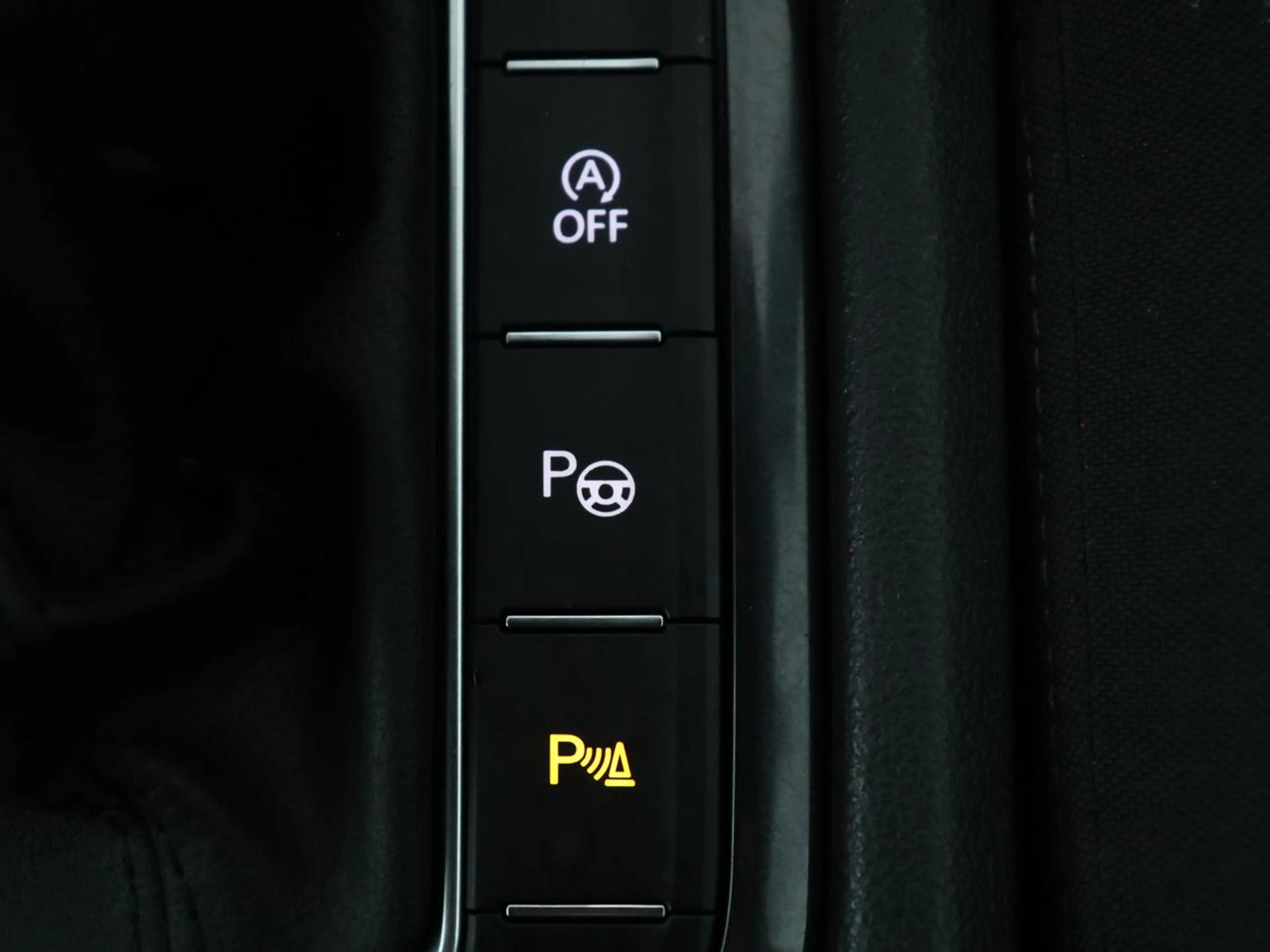 Volkswagen Tiguan 1.5 TSI Elegance | Panoramadak | Adaptive cruise | — photo 35