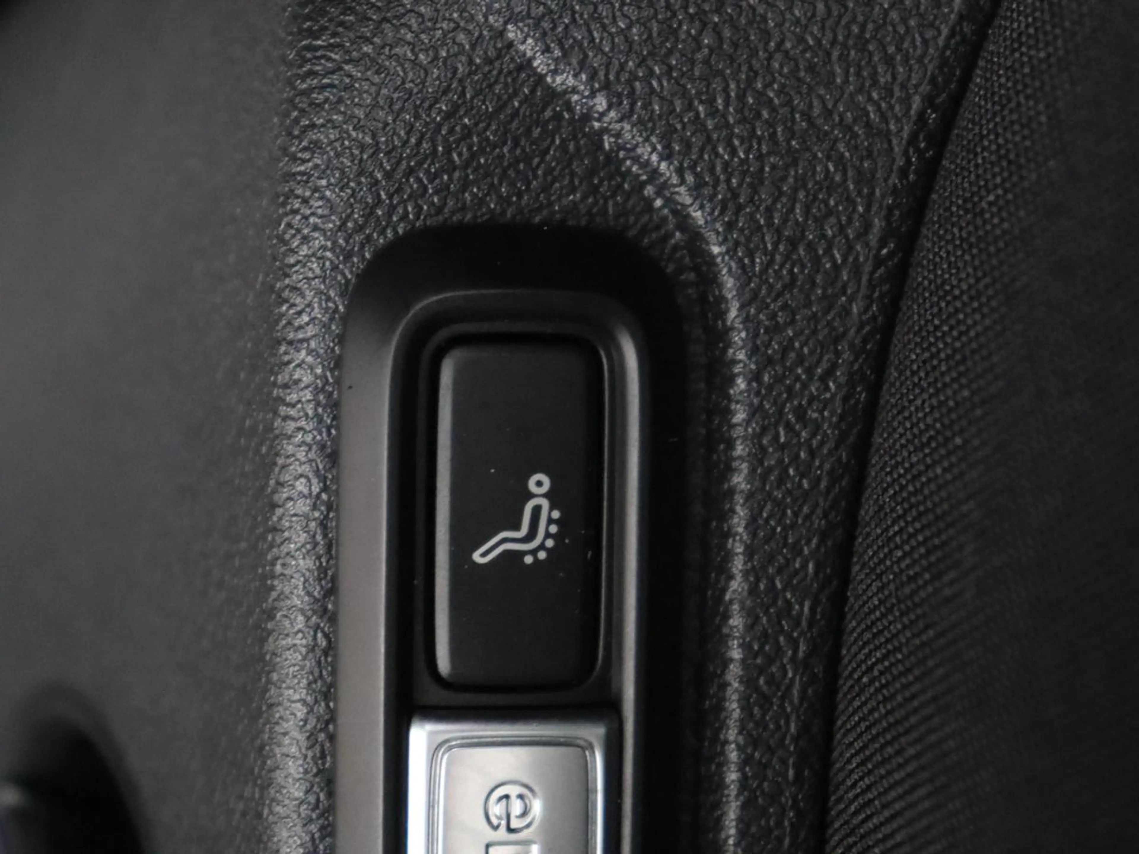 Volkswagen Tiguan 1.5 TSI Elegance | Panoramadak | Adaptive cruise | — photo 7