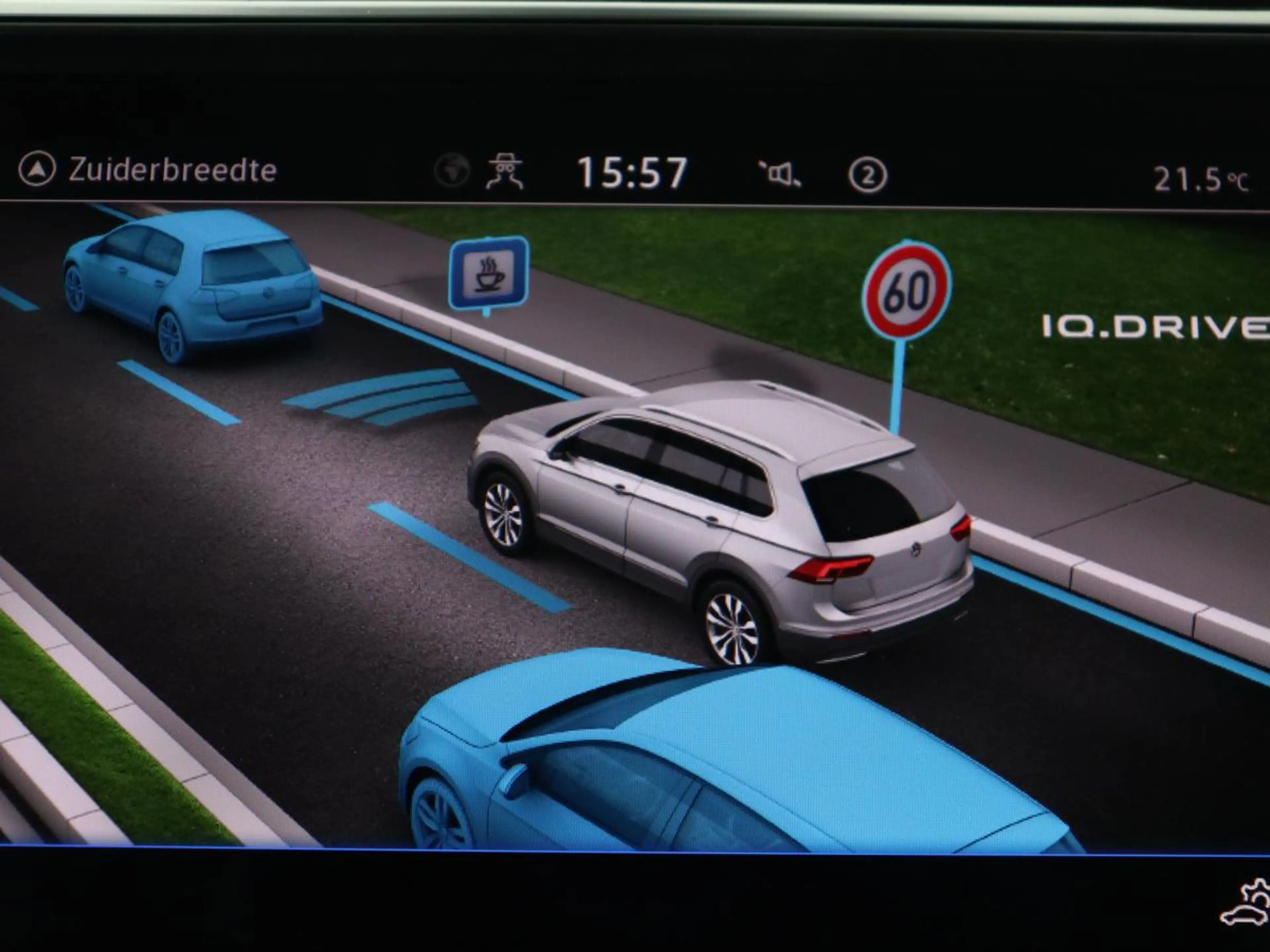 Volkswagen Tiguan 1.5 TSI Elegance | Panoramadak | Adaptive cruise | — photo 30