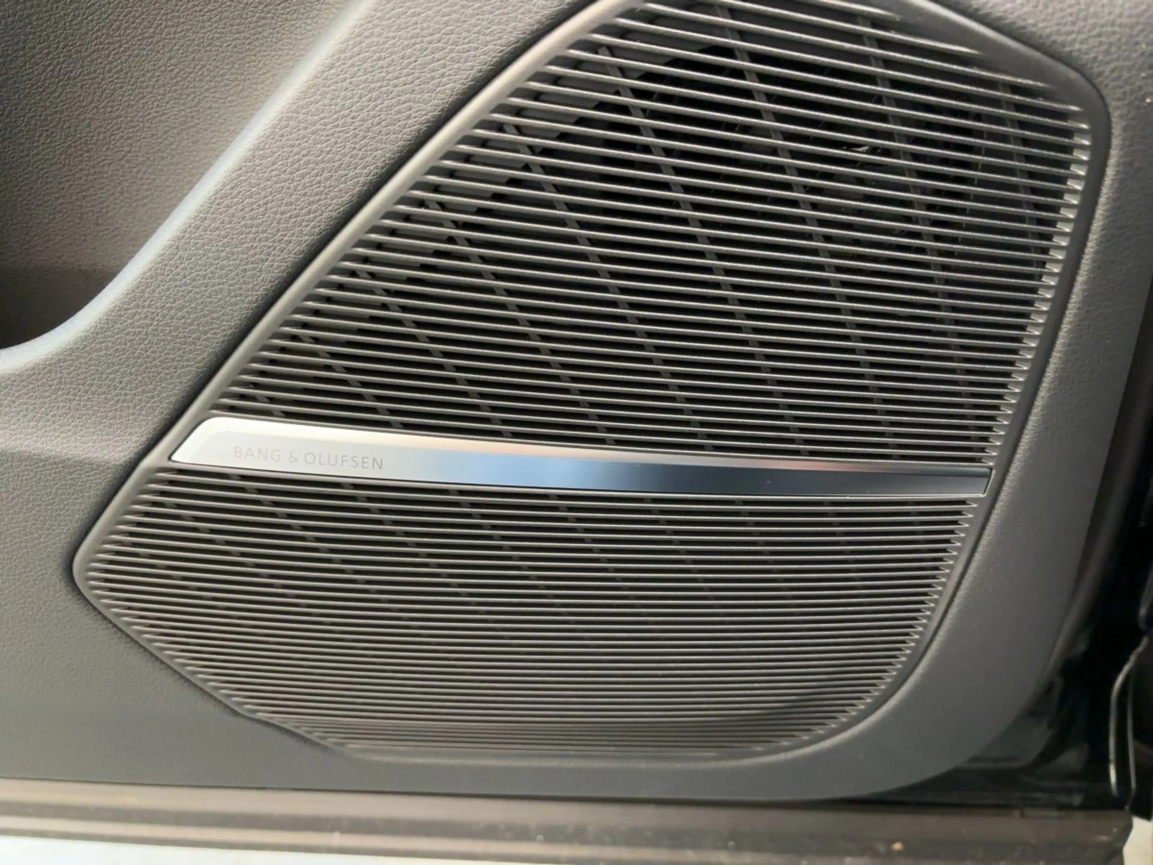 Audi Q7 SUV S line TDI quattro 210 kW Neuwagen — photo 6