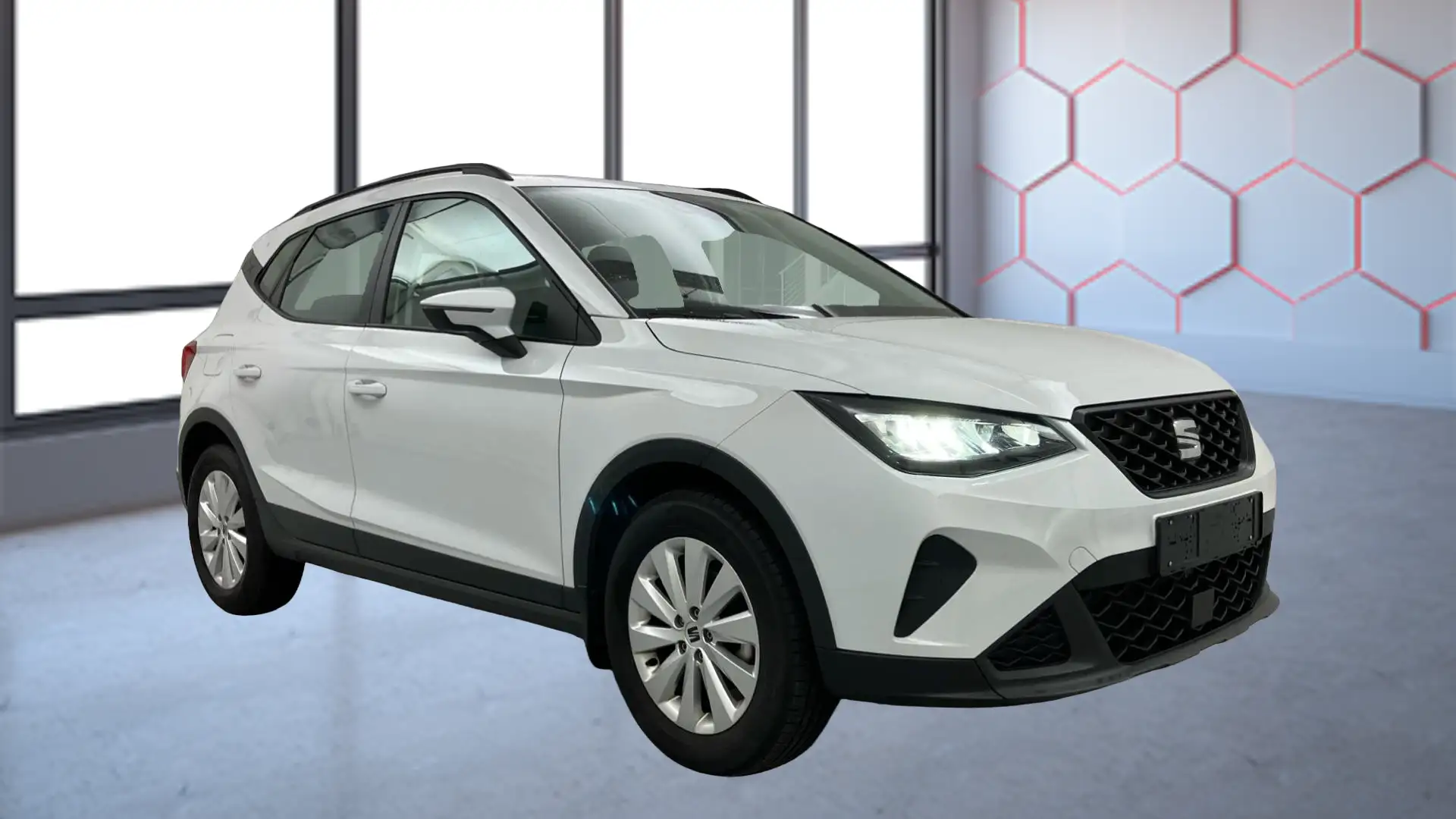 SEAT Arona 1,0 TSI Style DSG Weiß - 2