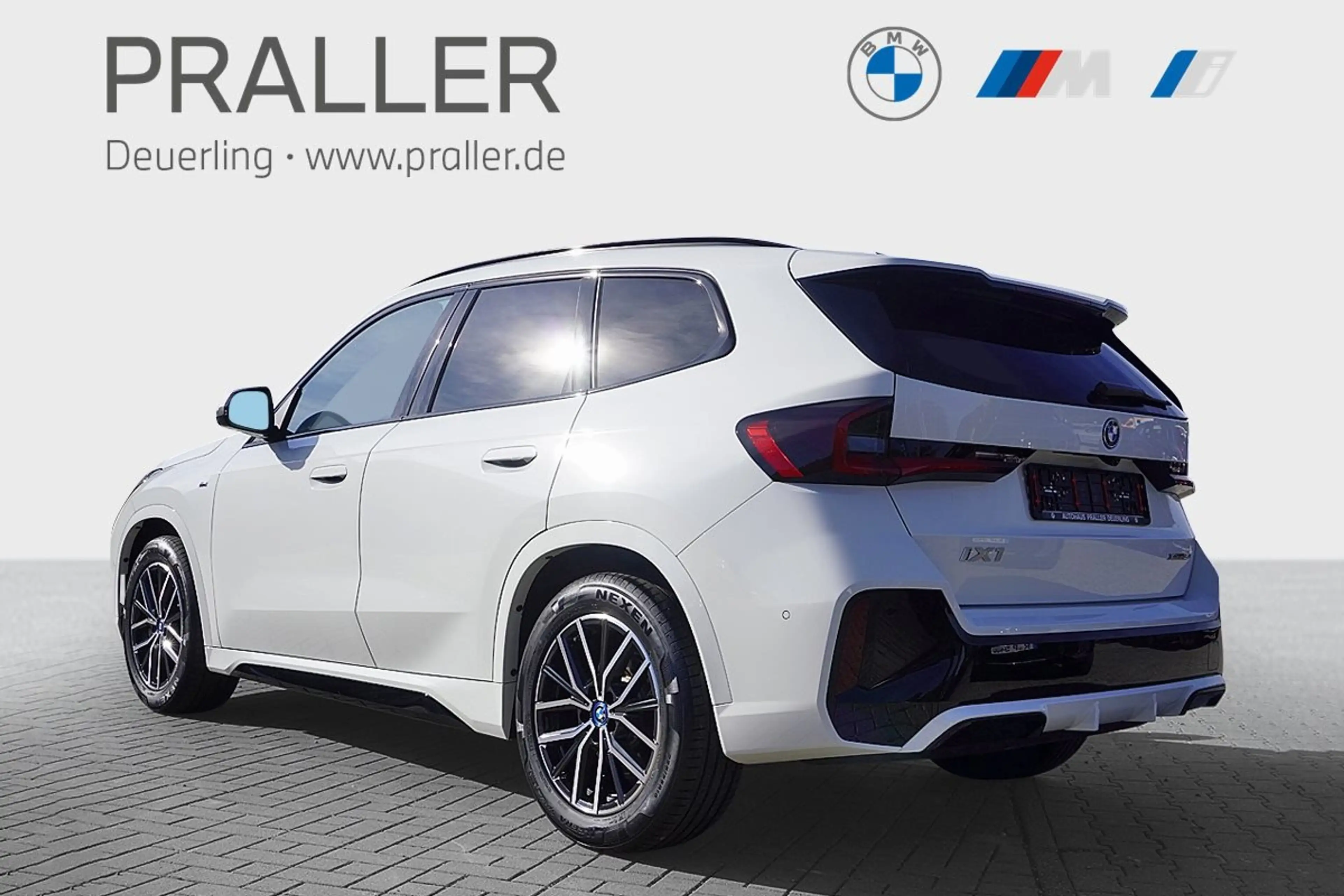 BMW iX1 xDrive30 M Sport AHK HeadUp eSitze ACC 360Kamera M — photo 4