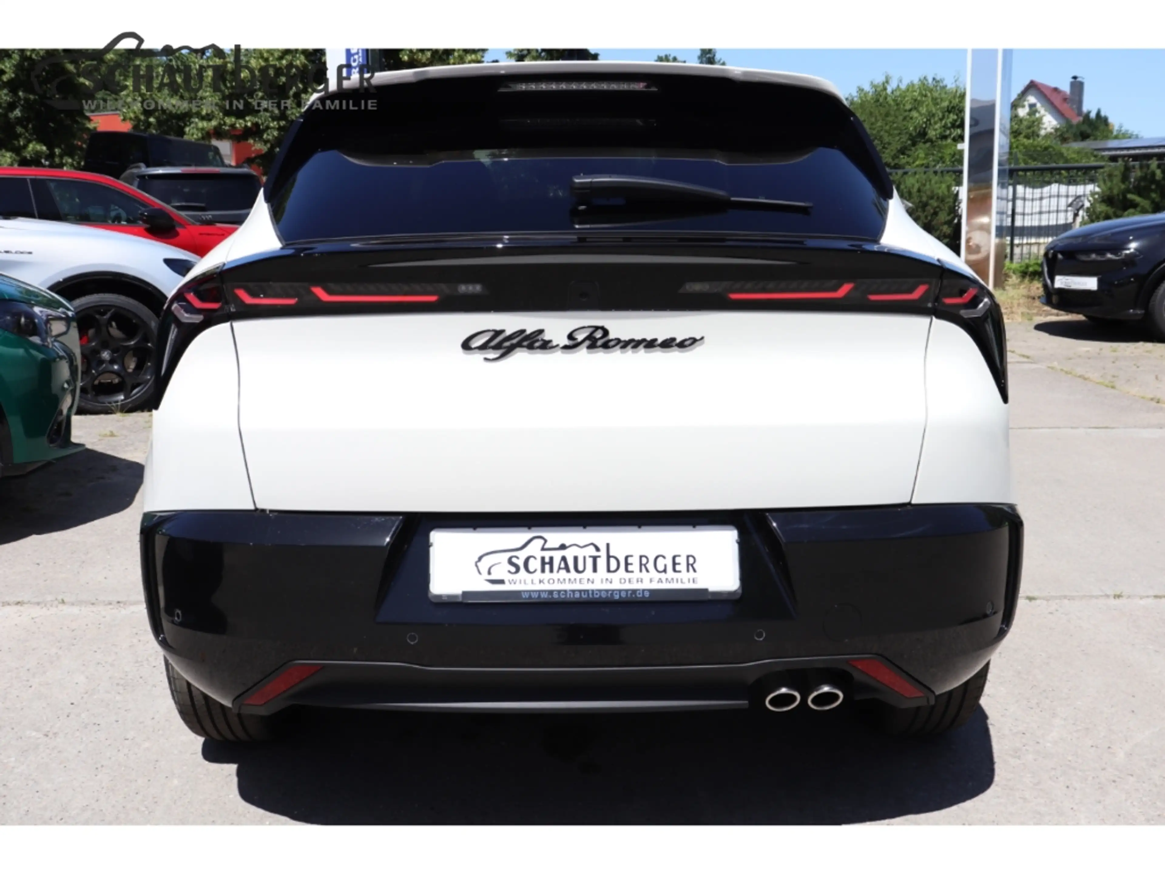 Alfa Romeo Junior Ibrida 1.2 VGT 48V-Hybrid 107 kW Ti Navi Digitales — photo 9
