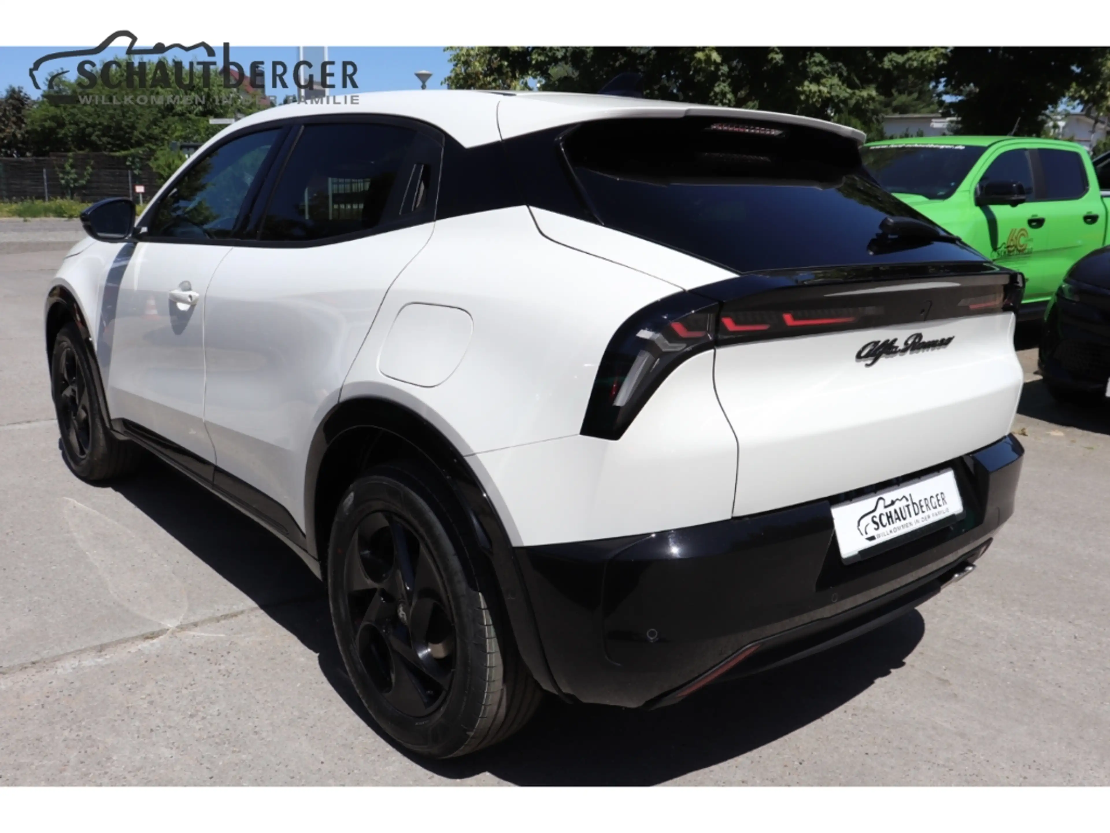 Alfa Romeo Junior Ibrida 1.2 VGT 48V-Hybrid 107 kW Ti Navi Digitales — photo 8