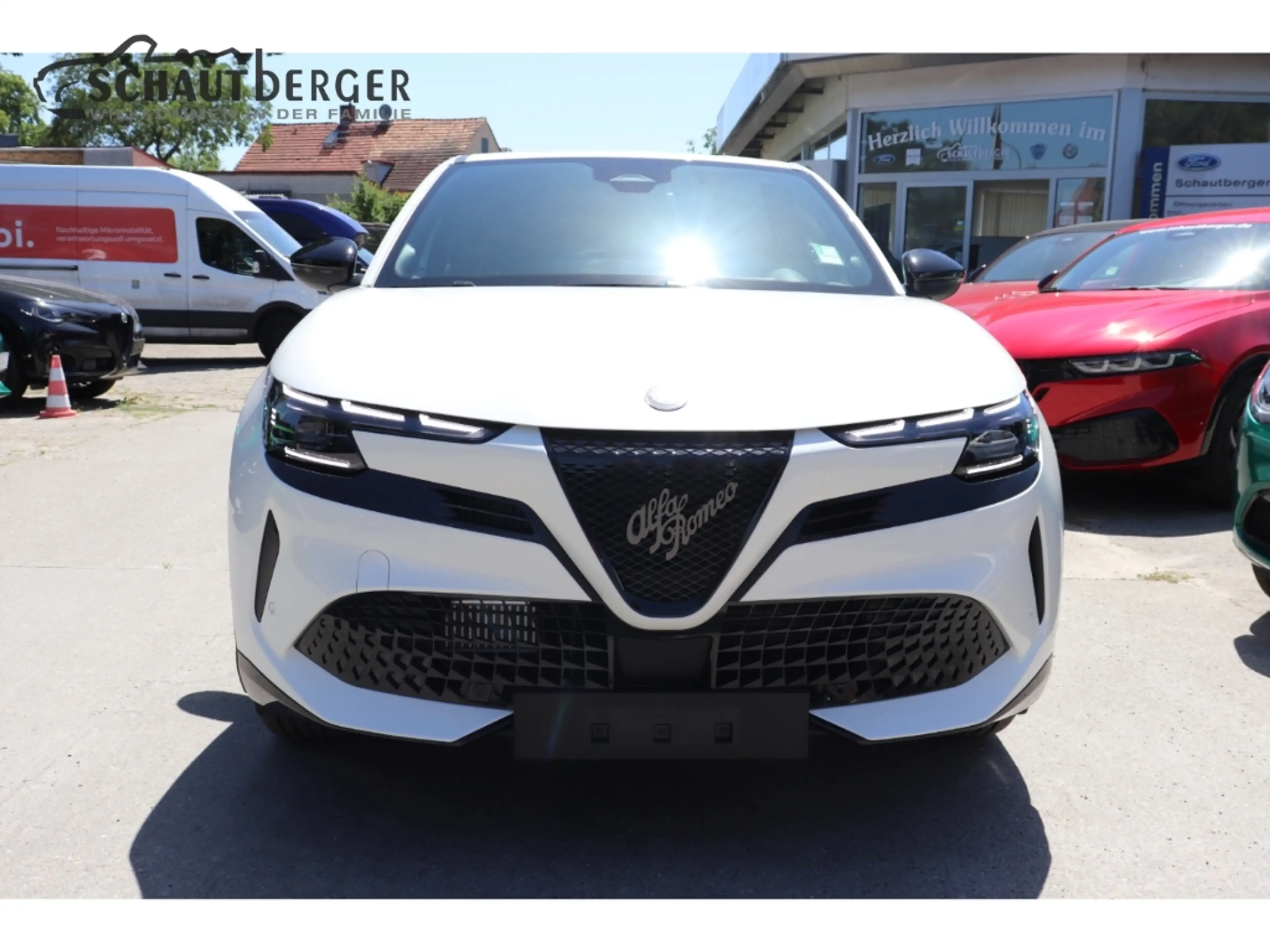 Alfa Romeo Junior Ibrida 1.2 VGT 48V-Hybrid 107 kW Ti Navi Digitales — photo 13
