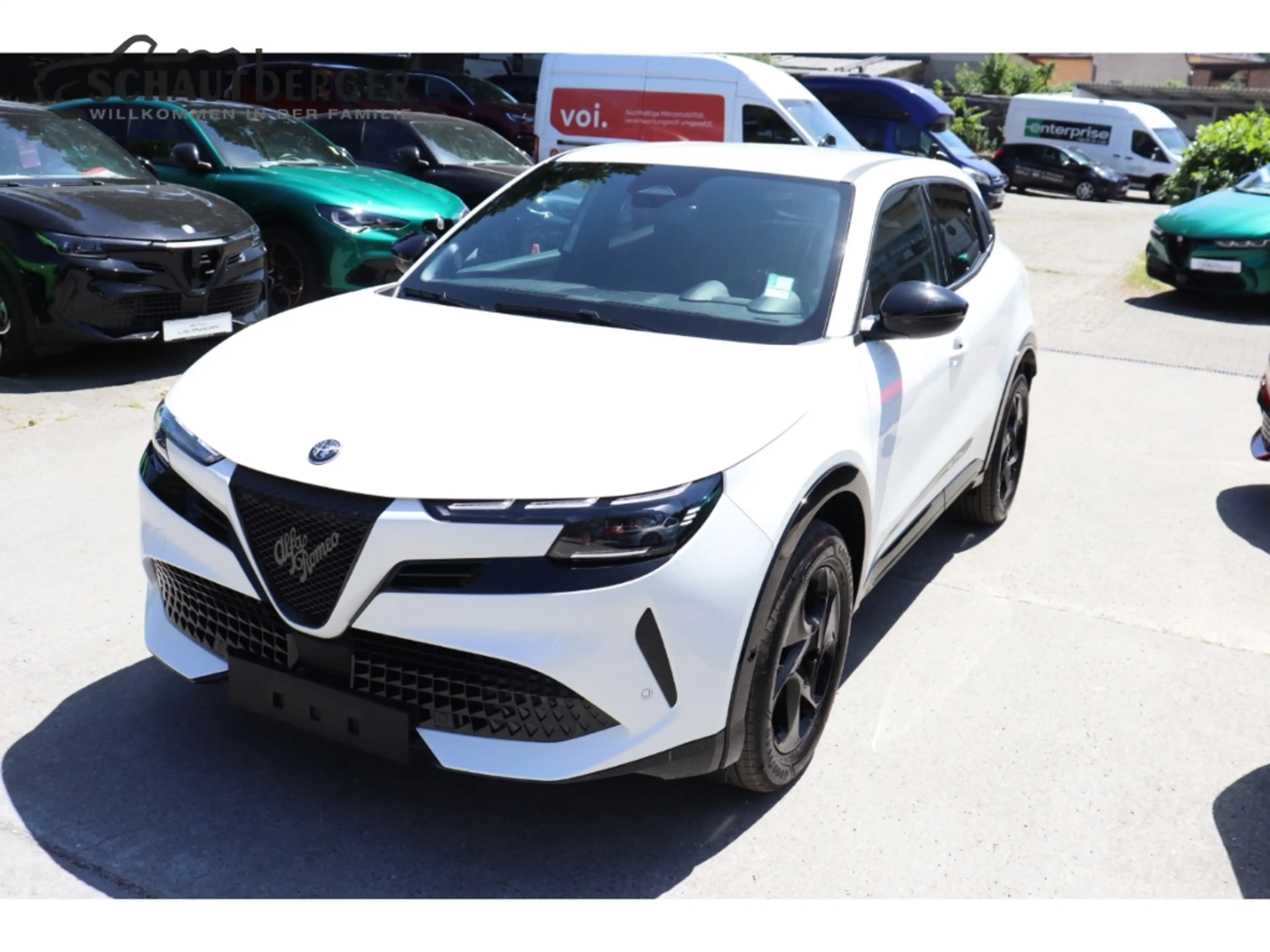 Alfa Romeo Junior Ibrida 1.2 VGT 48V-Hybrid 107 kW Ti Navi Digitales — photo 3