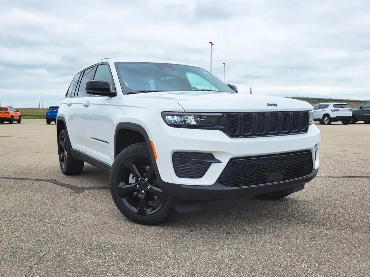 Jeep Grand Cherokee photo Jeep Grand Cherokee