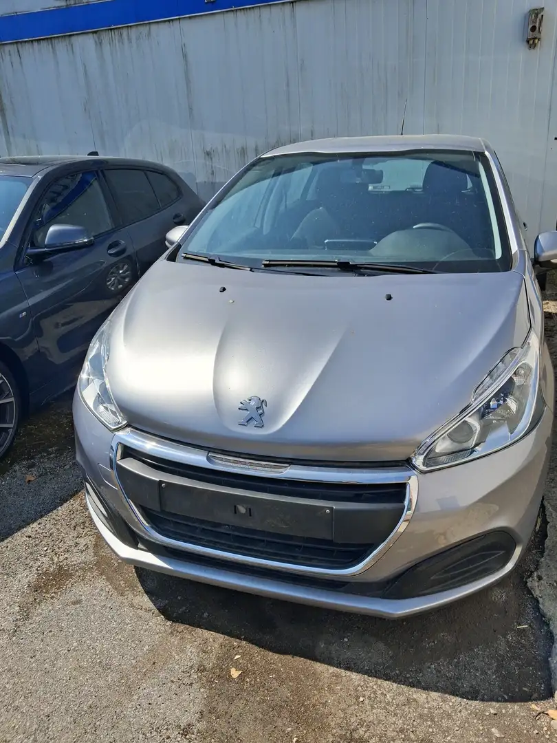 Peugeot 208 1.5 BLUE HDI     PRIX : 4920+TVA Argent - 2