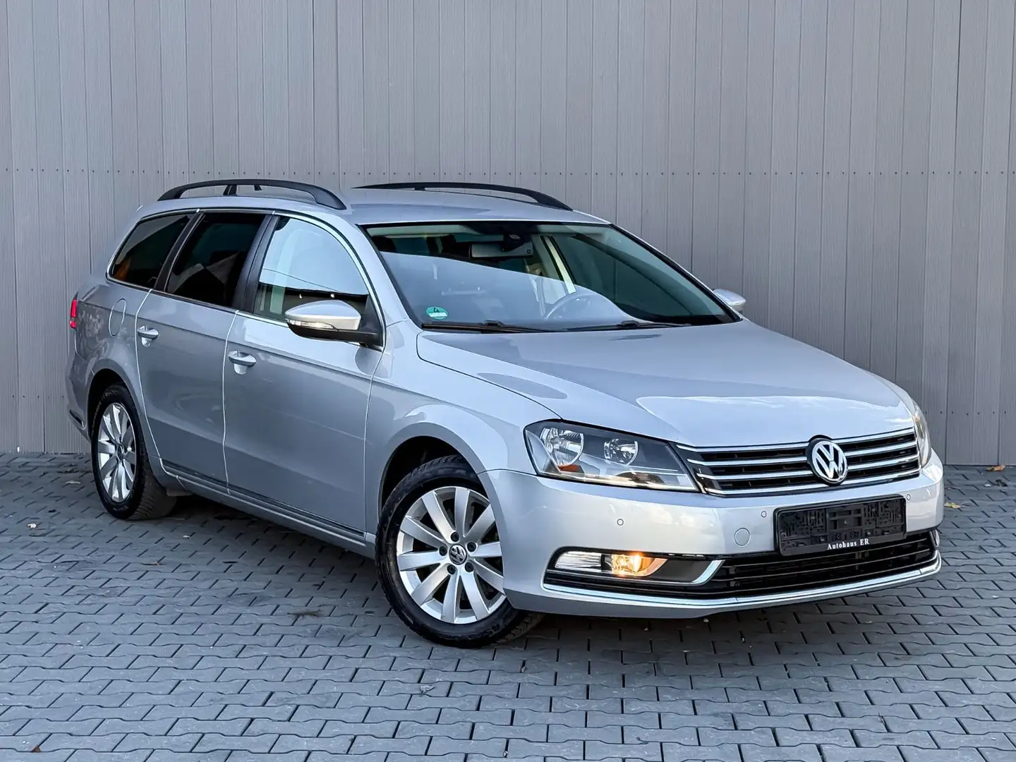 Volkswagen Passat 1.4 TSI DSG BlueMotion |TEMPO|NAVI|SHZ|++ Silber - 2