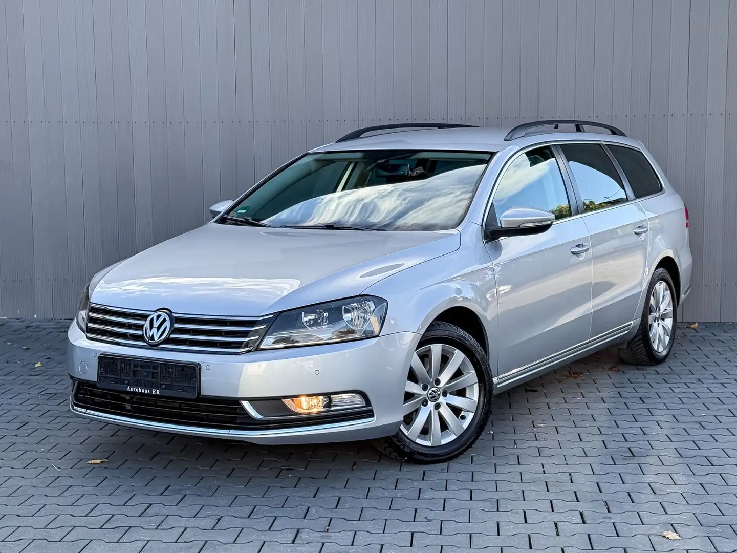 Volkswagen Passat 1.4 TSI DSG BlueMotion |TEMPO|NAVI|SHZ|++ Silber - 1