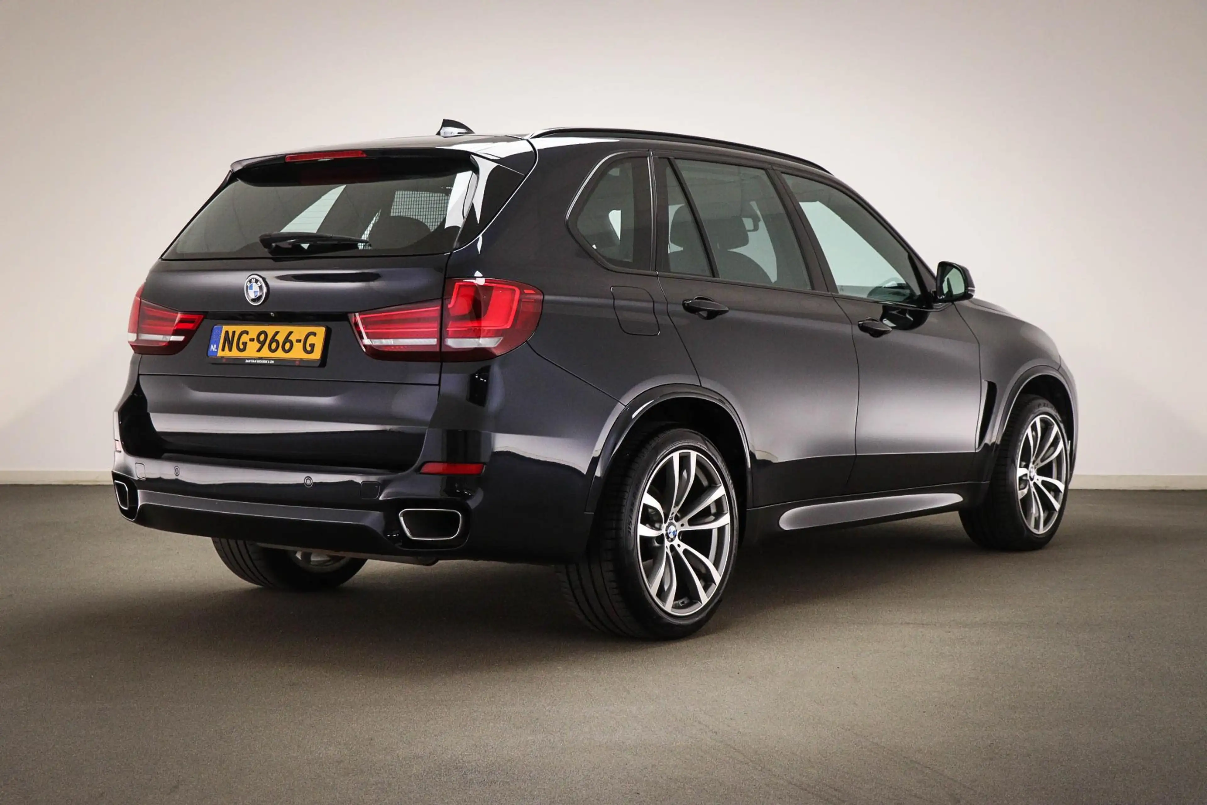 BMW X5 xDrive30d High Executive | PANORAMADAK | HEAD UP | — photo 2