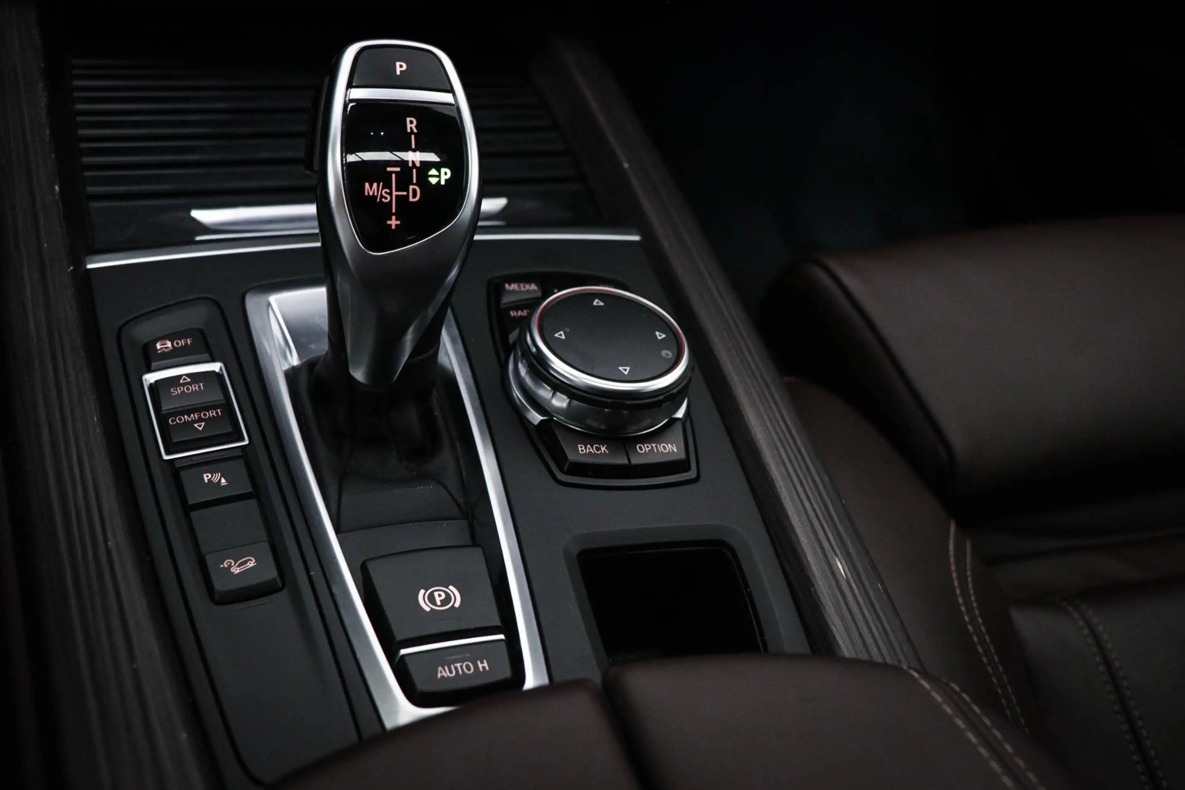 BMW X5 xDrive30d High Executive | PANORAMADAK | HEAD UP | — photo 39