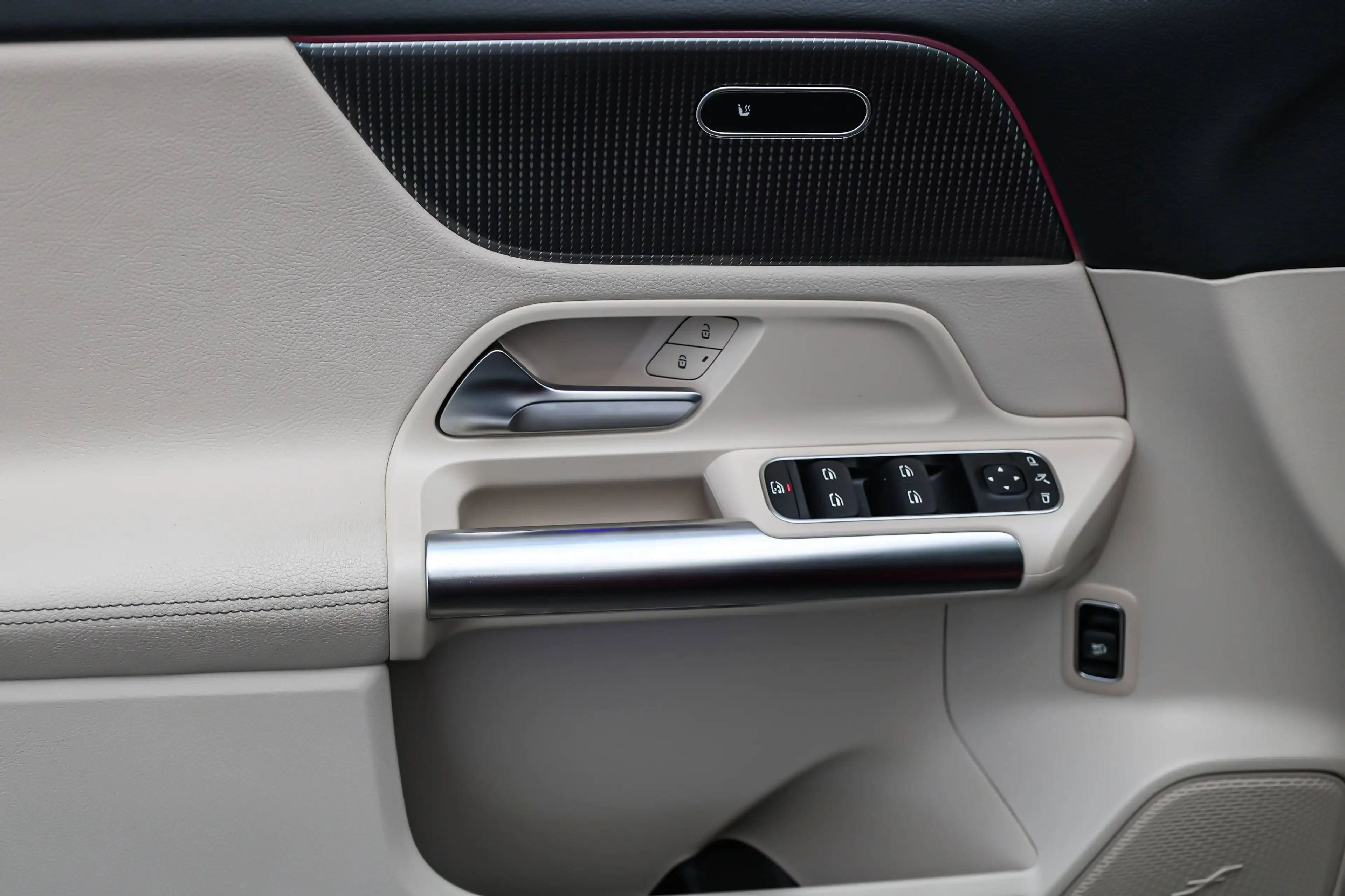 Mercedes-Benz GLA 200 GLA 200 — photo 12