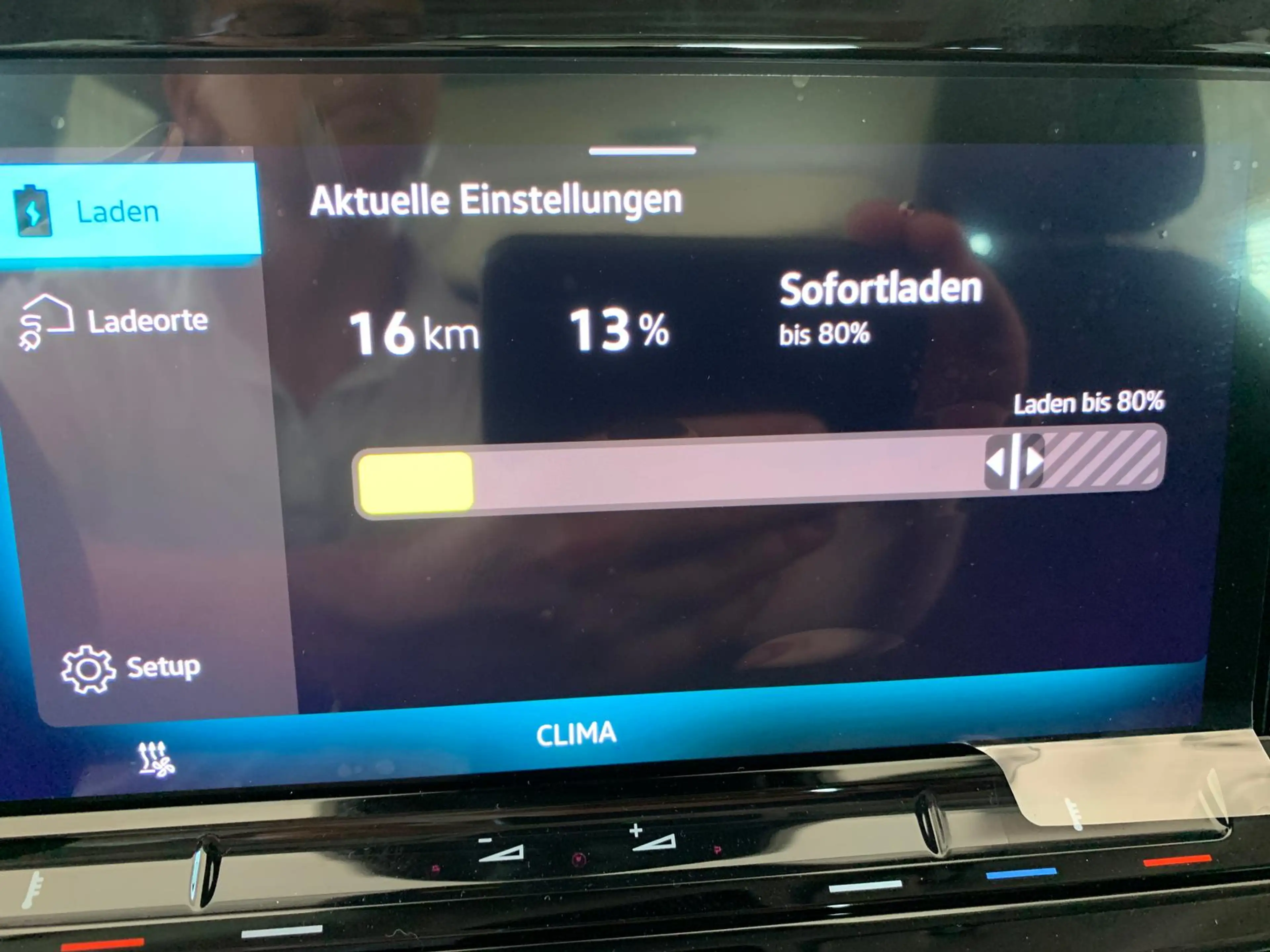 Volkswagen Caddy Style eHybrid AHK Panorama Kamera App — photo 11