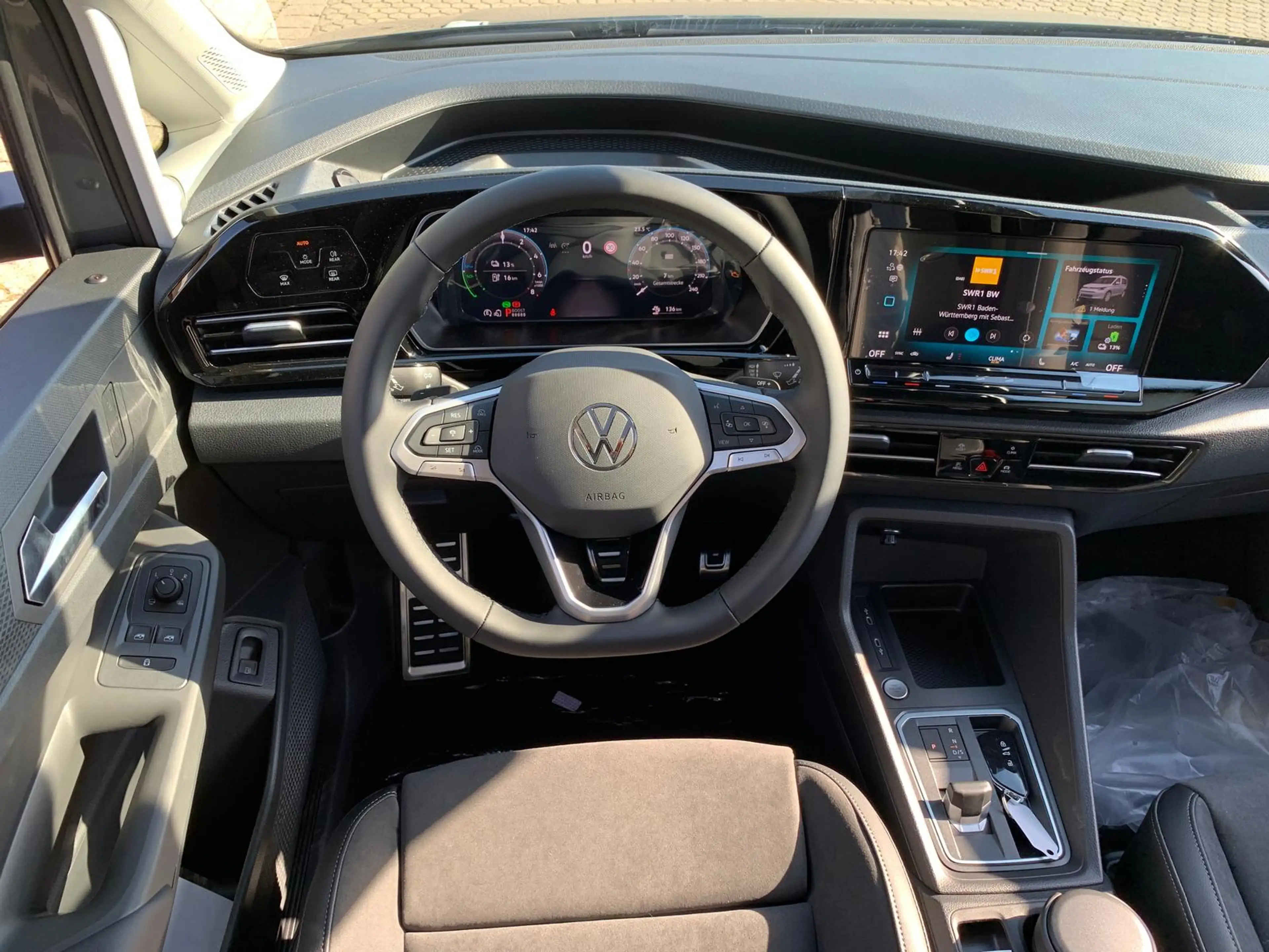 Volkswagen Caddy Style eHybrid AHK Panorama Kamera App — photo 2