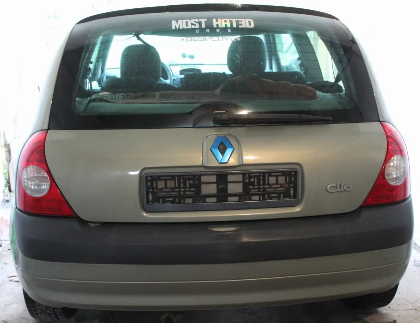 Renault Clio 1.2 Authentique Grey - 2