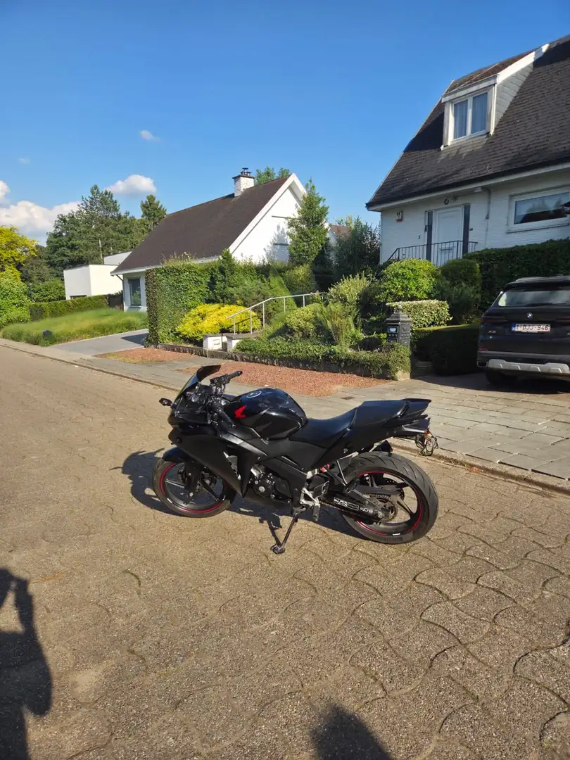 Honda CBR 125 Noir - 1