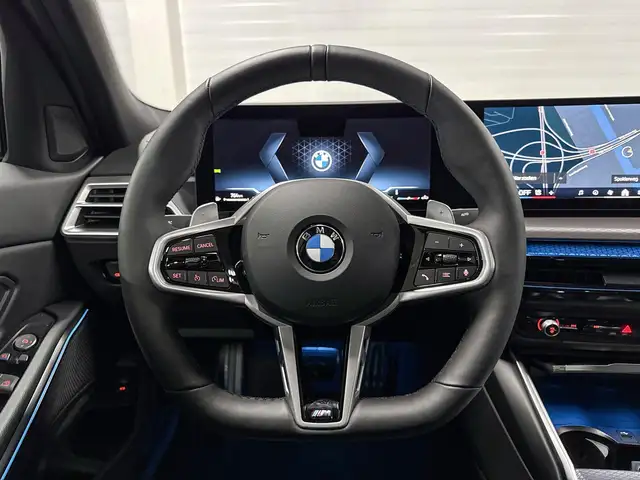 BMW 3 Series view 13