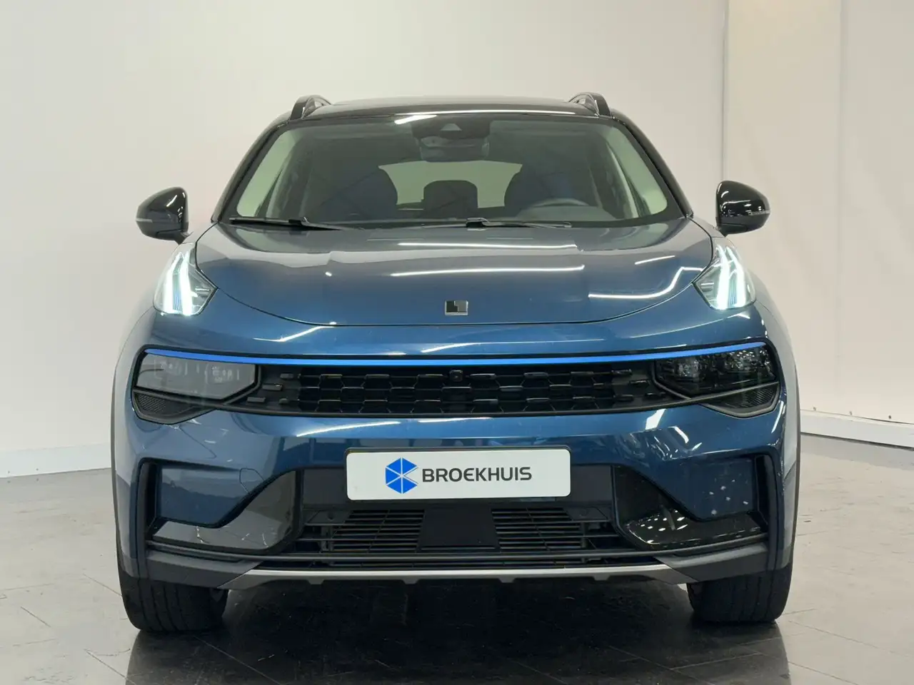 Lynk & Co 01 2022