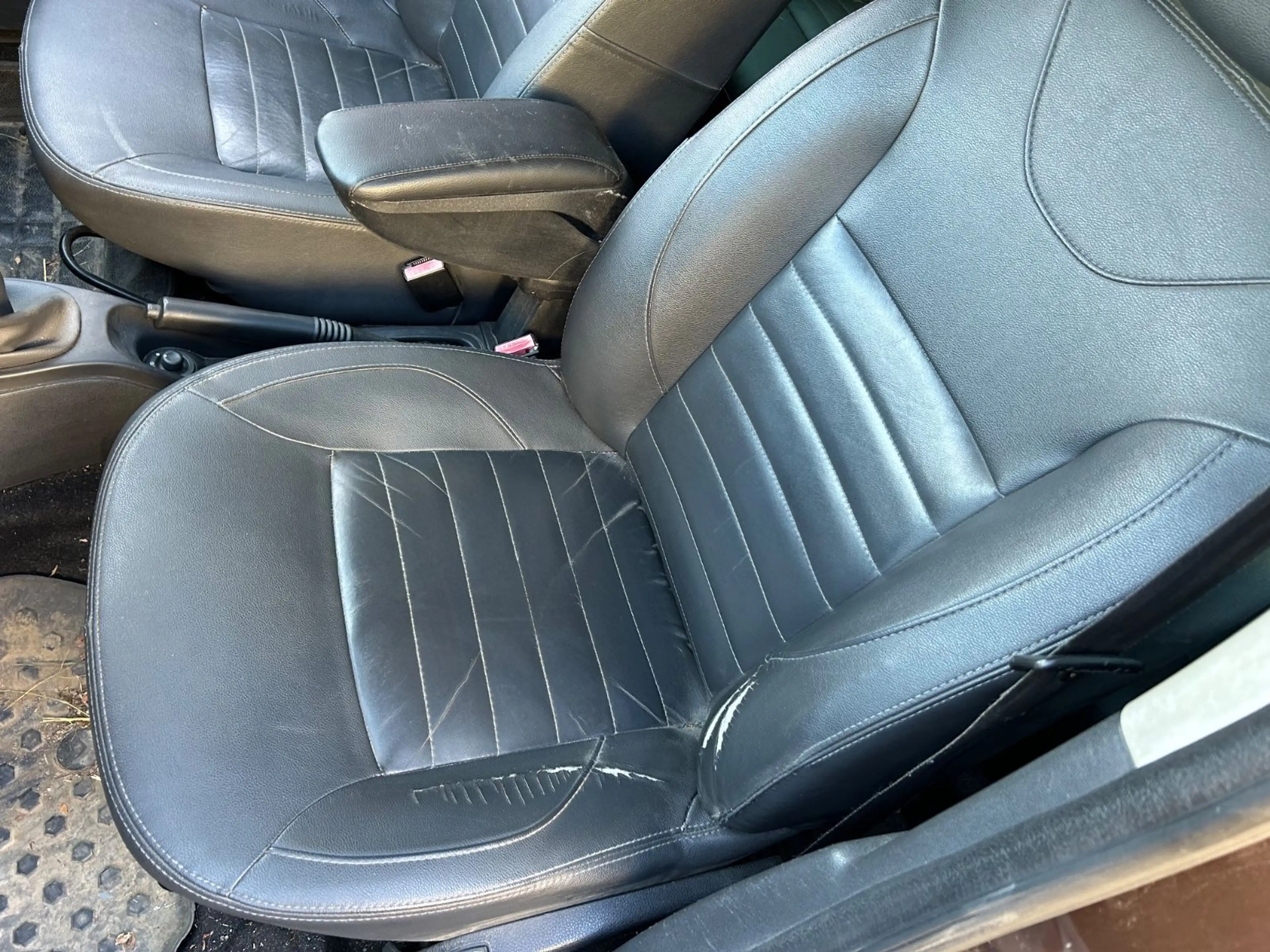 Dacia Duster dCI 110 Prestige 4x4 TÜV 06-2028 — photo 16